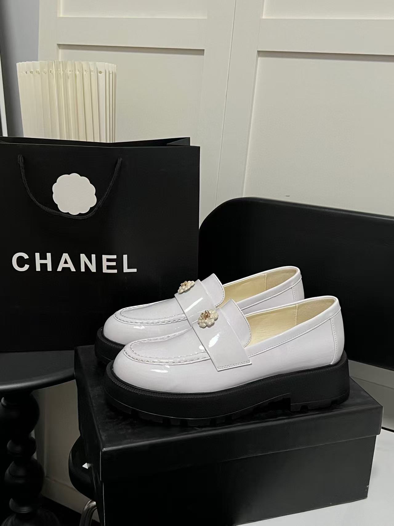 CHANE1 カメリア プラットフォーム シューズ【50％割引+送料無料】