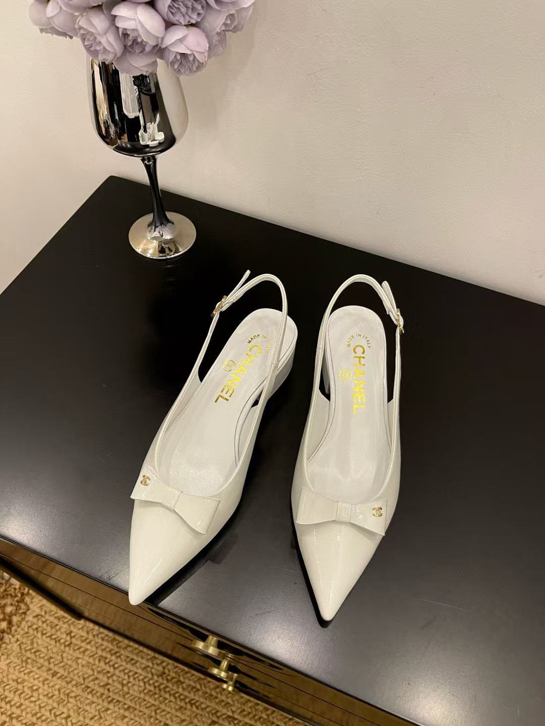 CHANE1 高品質ポインテッドローヒール【50％割引+送料無料】