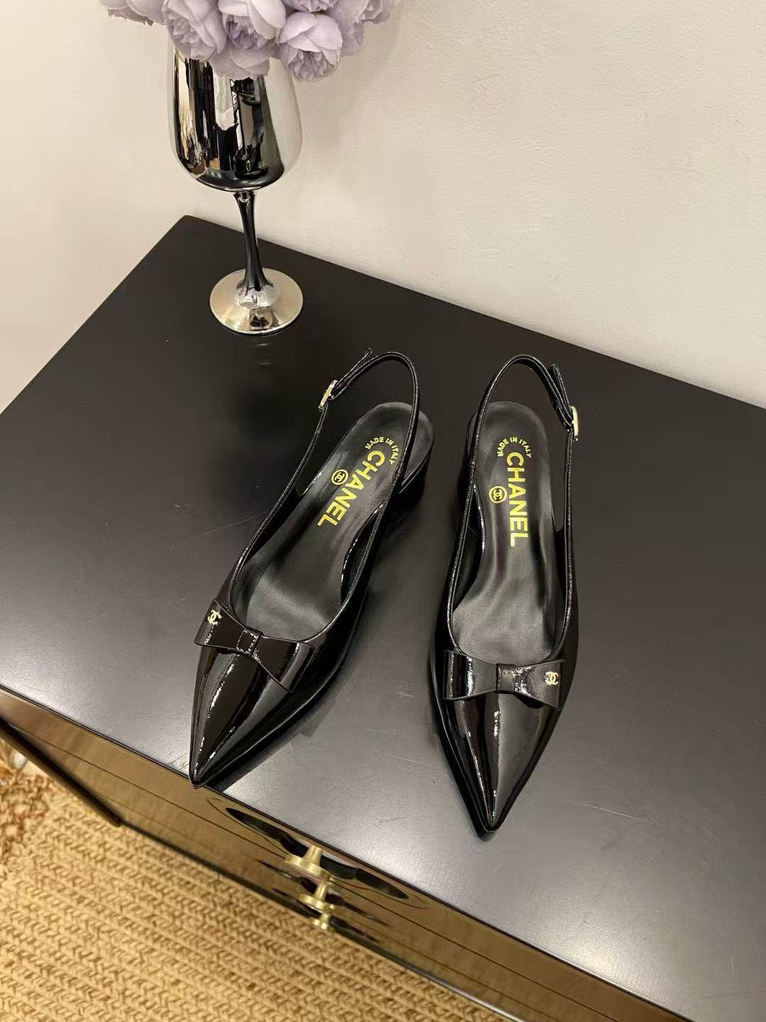 CHANE1 高品質ポインテッドローヒール【50％割引+送料無料】