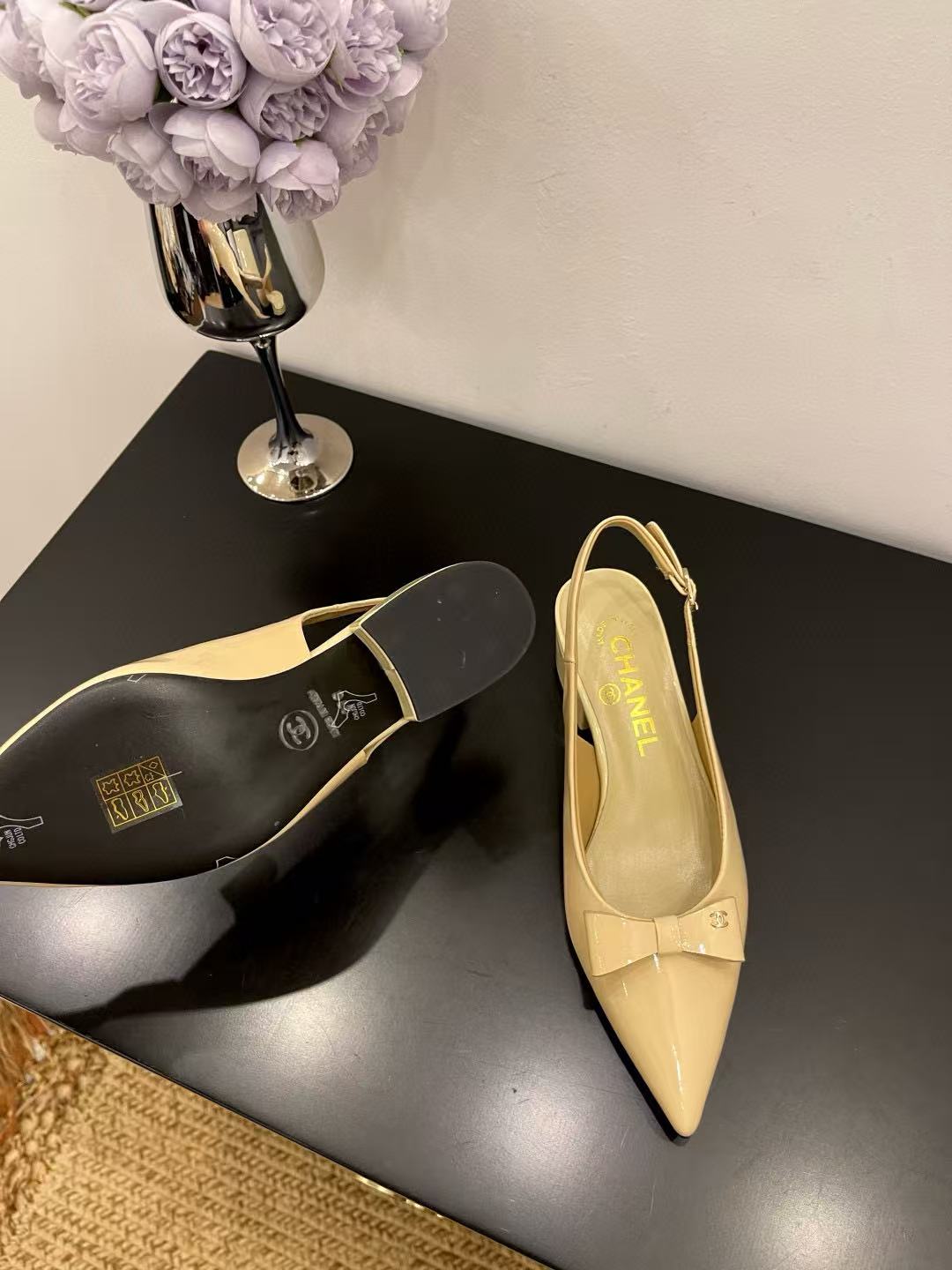 CHANE1 高品質ポインテッドローヒール【50％割引+送料無料】