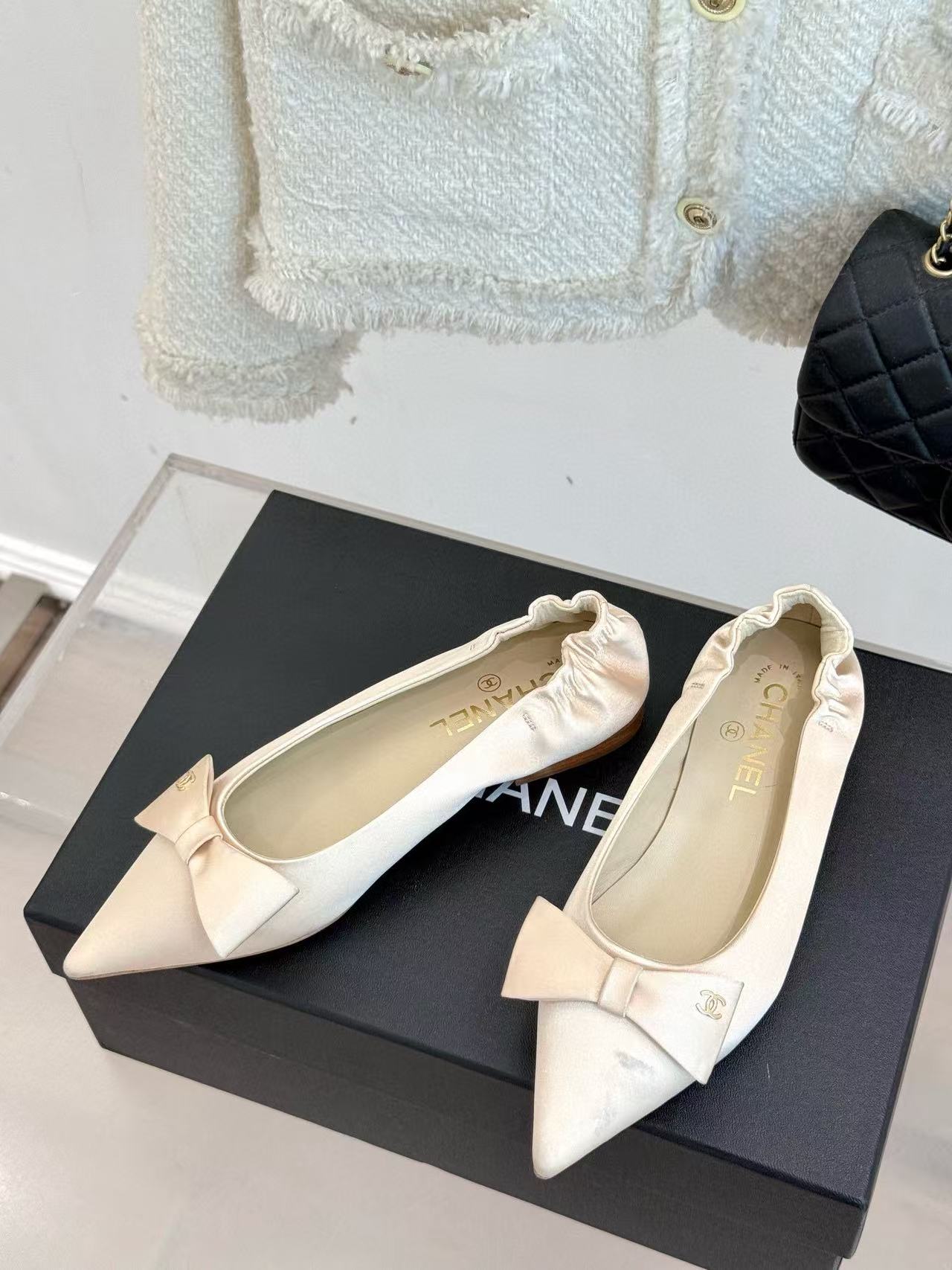 CHANE1 高品質ポインテッドトゥフラットシューズ【50％割引+送料無料】