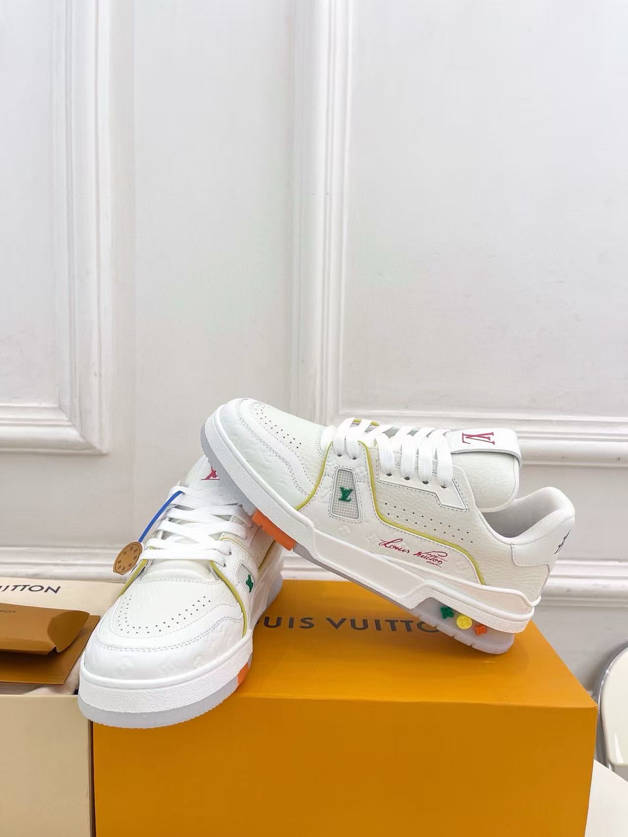 LVの高品質スポーツシューズ【50％割引+送料無料】