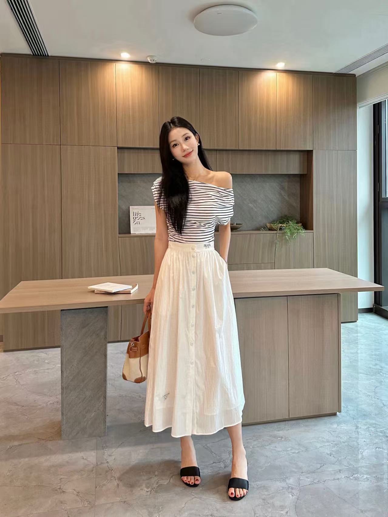 PR4DA シンプルレタースカート【50％割引+送料無料】