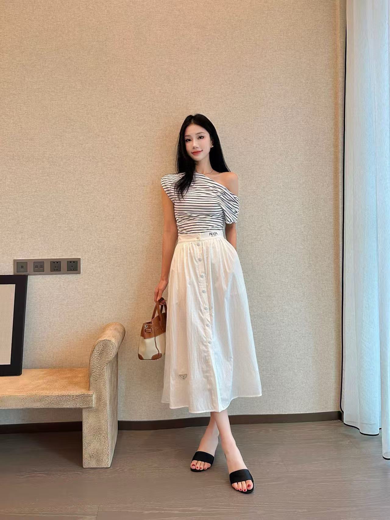 PR4DA シンプルレタースカート【50％割引+送料無料】