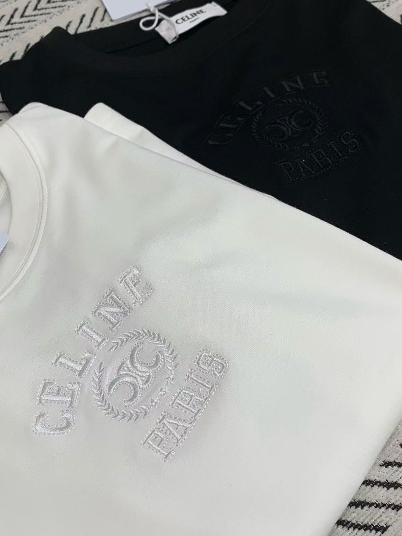 CEL1NE 刺繍レタリングTシャツ【50％割引+送料無料】