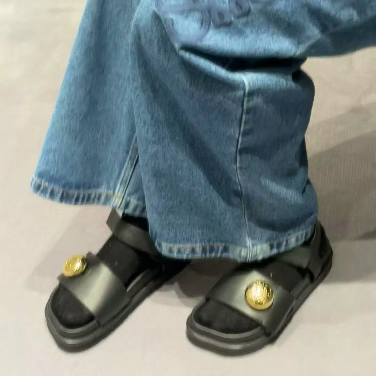 L0WEWの高品質カジュアルサンダル【50％割引+送料無料】