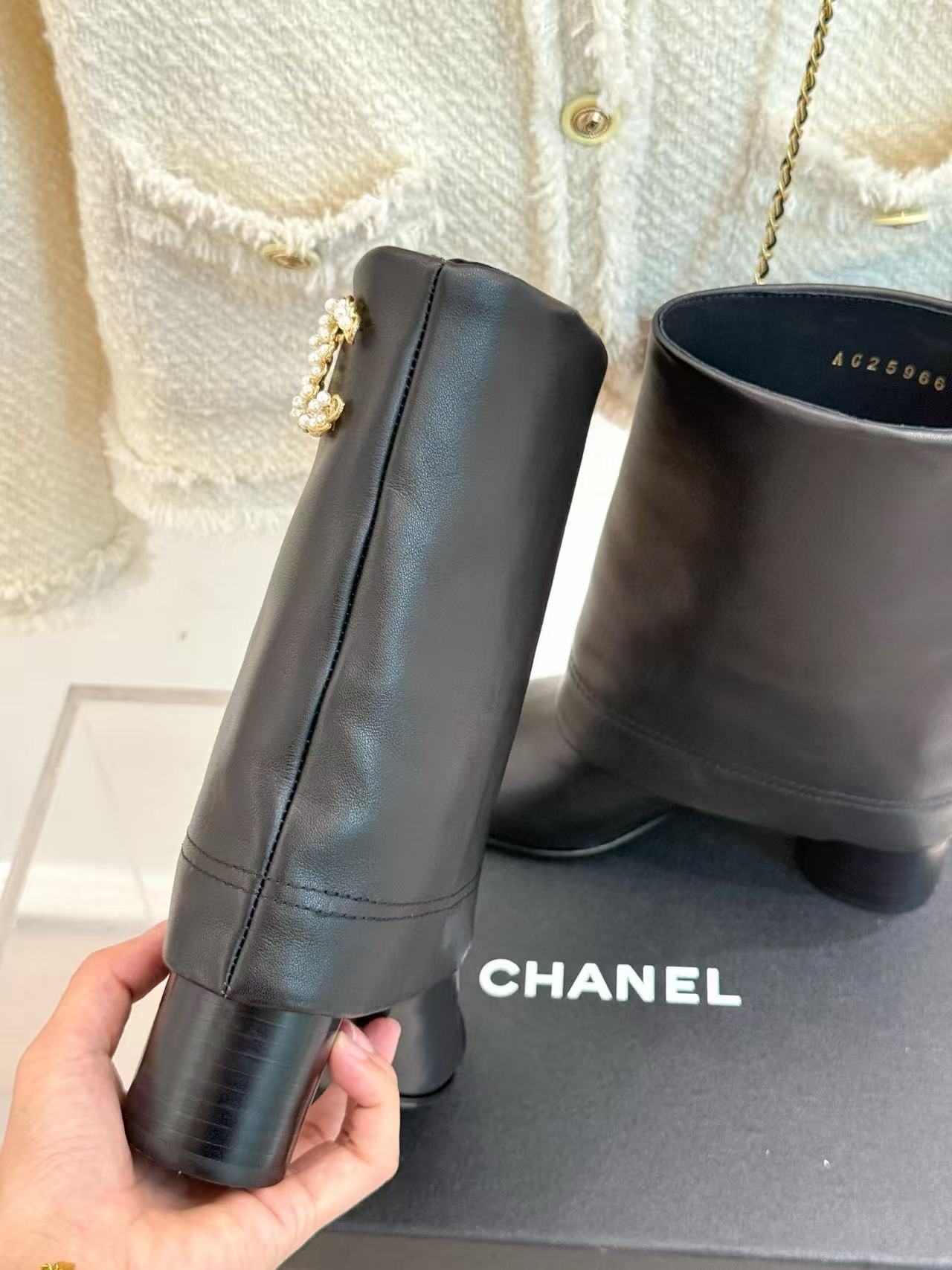 CHANE1 高品質ダブルC厚ヒールブーツ【50％割引+送料無料】