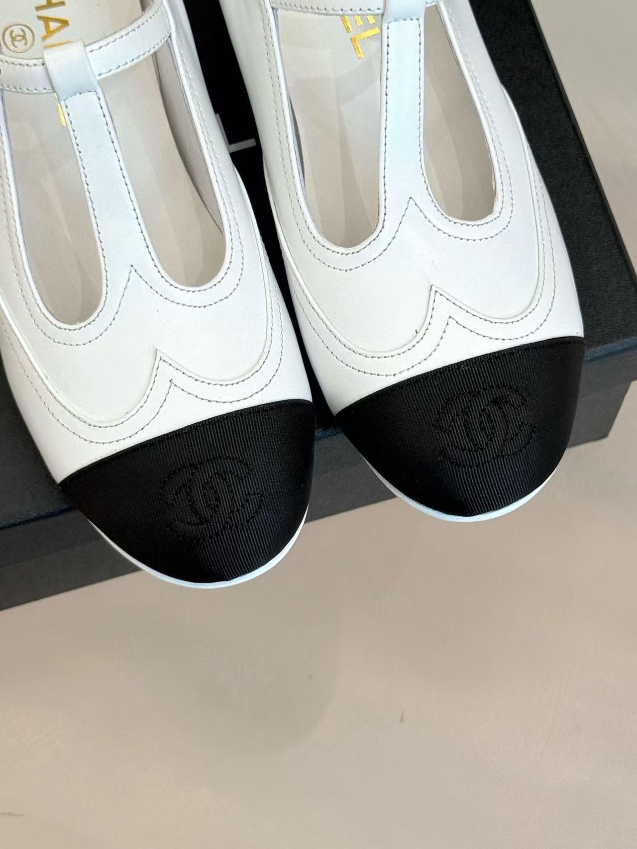 CHANE1 高品質TストラップダブルCメリージェーンシューズ【50％割引+送料無料】