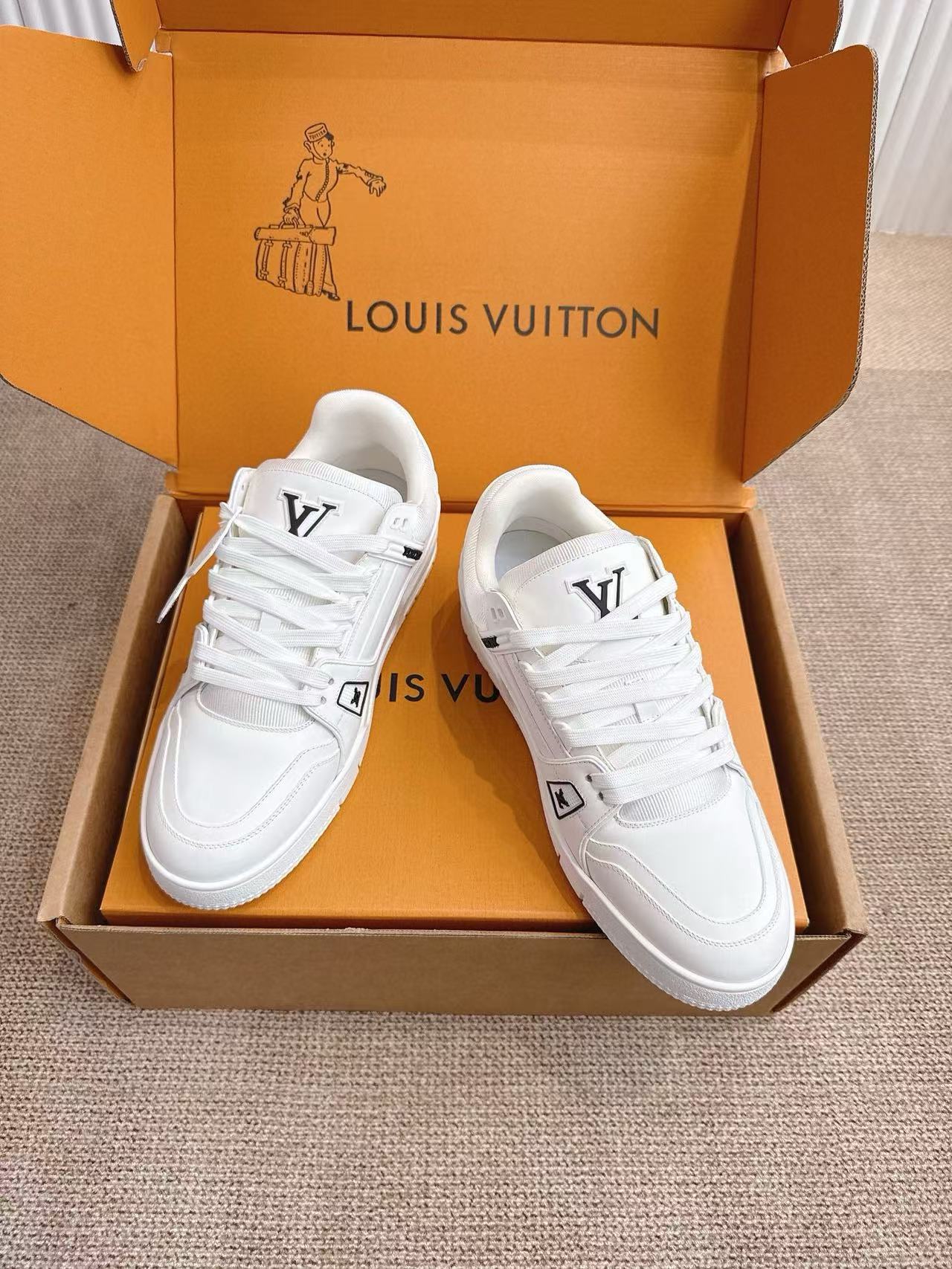 LV Trainer高品質のカジュアルシューズ【50%割引+送料無料】