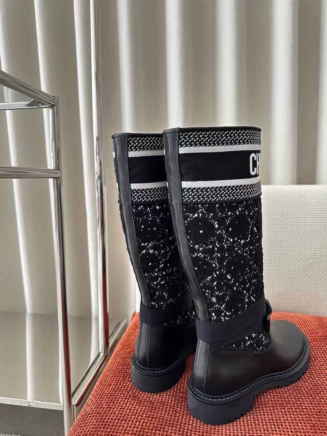 DI0Rの高品質ツイードシープスキンハイブーツ【50％割引+送料無料】