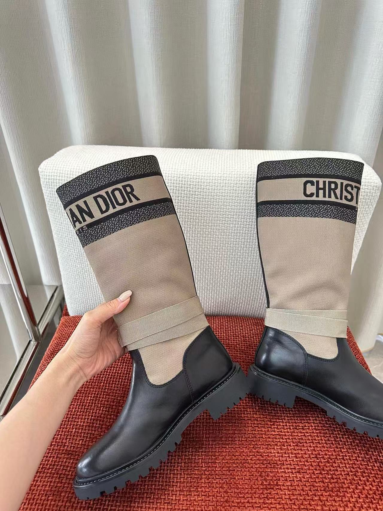 DI0Rの高品質レターハイブーツ【50％割引+送料無料】