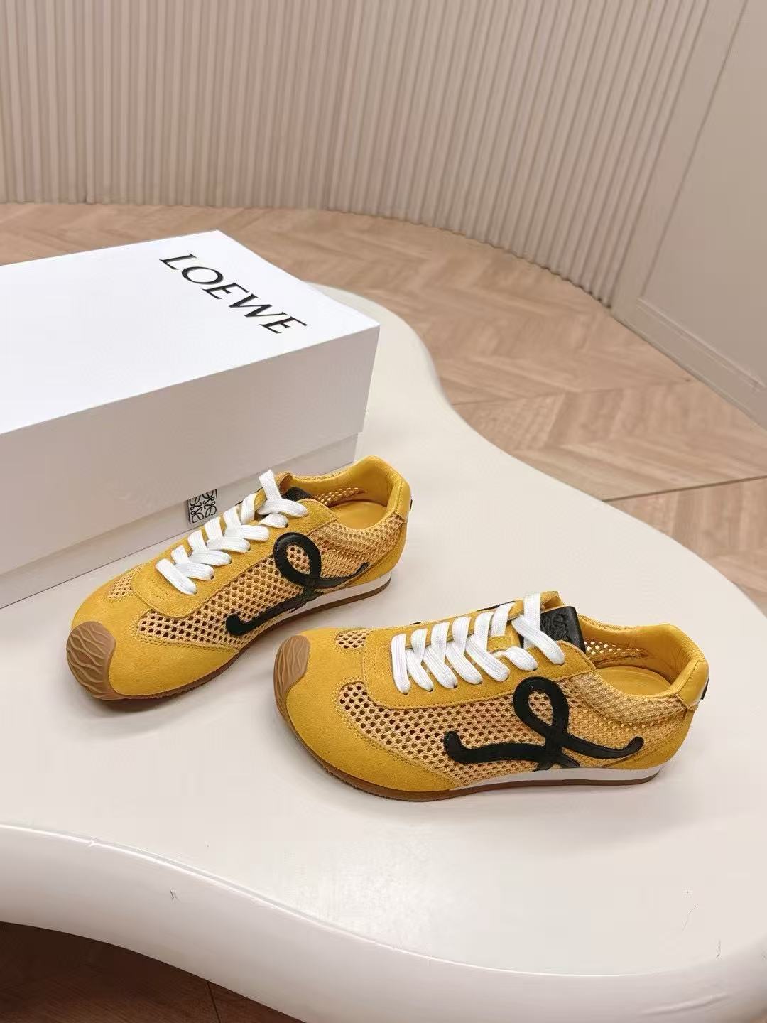 L0WEWの高品質メッシュカジュアルシューズ【50％割引+送料無料】