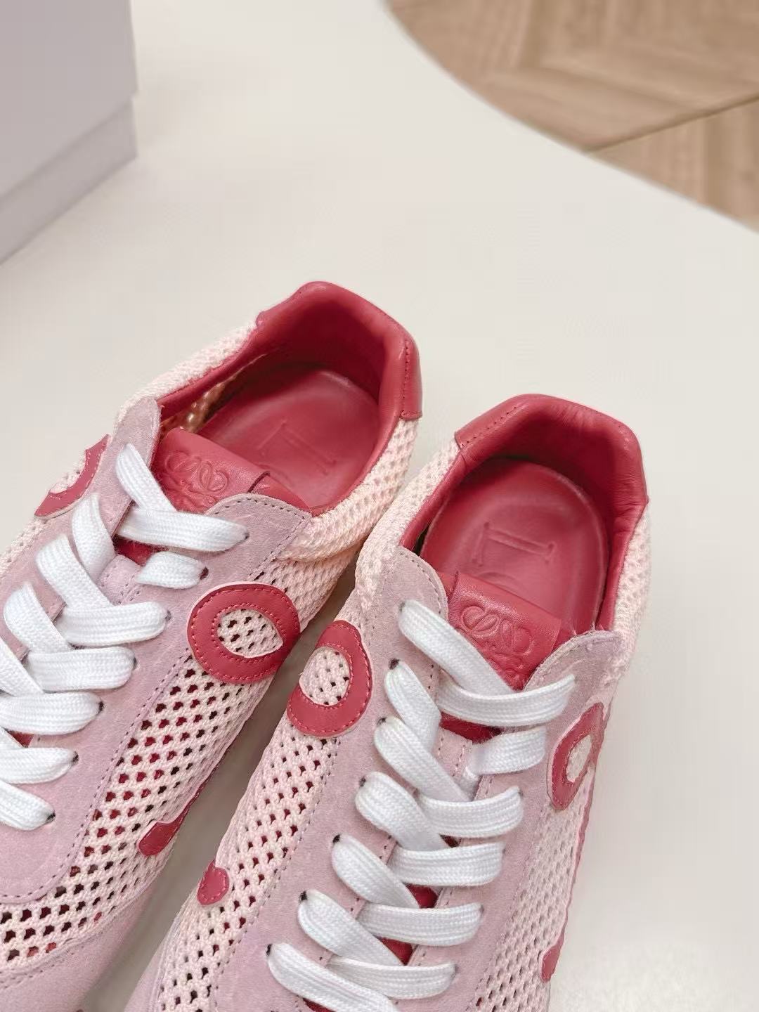 L0WEWの高品質メッシュカジュアルシューズ【50％割引+送料無料】