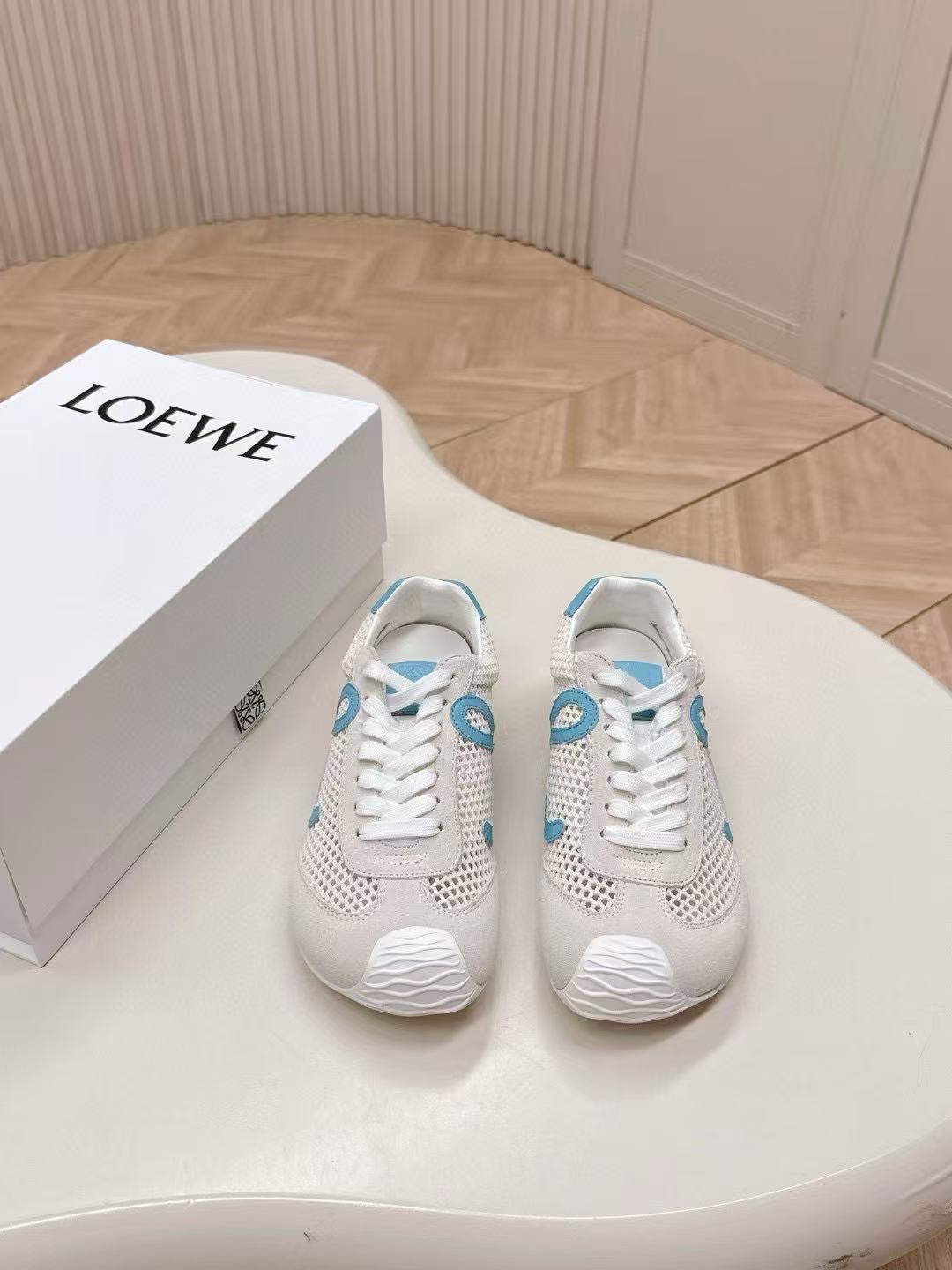 L0WEWの高品質メッシュカジュアルシューズ【50％割引+送料無料】