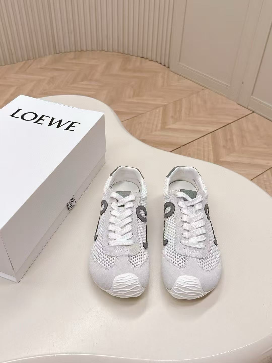 L0WEWの高品質メッシュカジュアルシューズ【50％割引+送料無料】