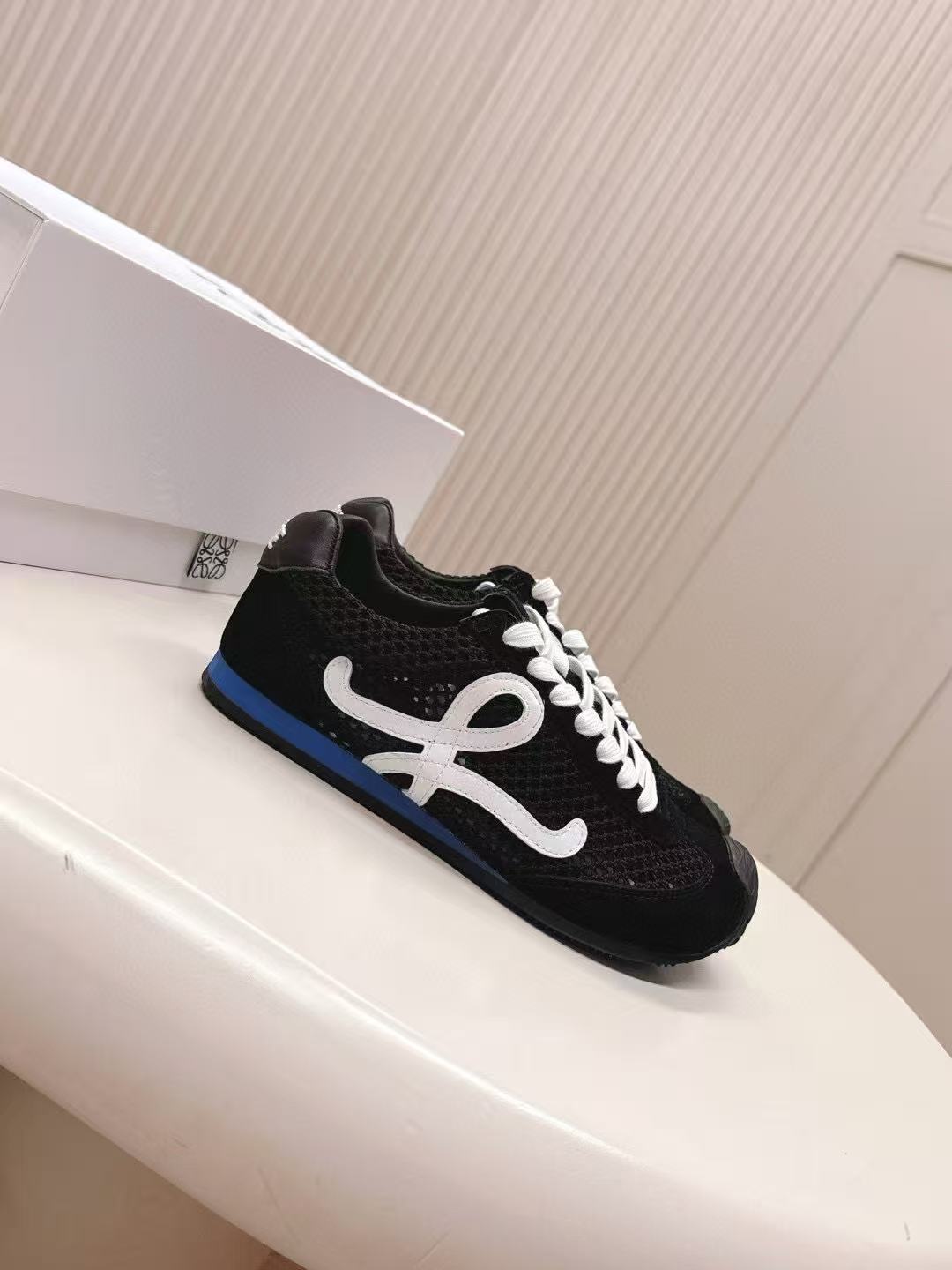 L0WEWの高品質メッシュカジュアルシューズ【50％割引+送料無料】