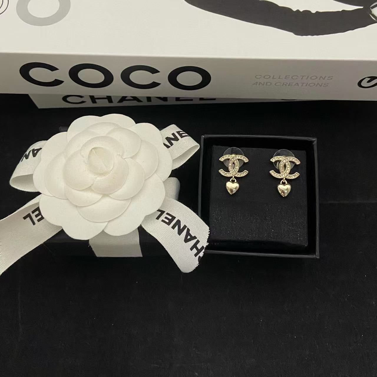 CHANE1 ピーチハート ダブルC イヤリング【50％割引+送料無料】