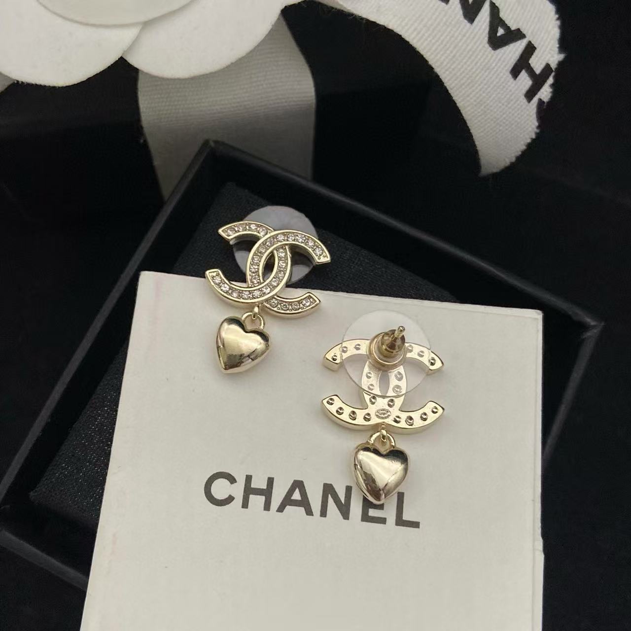 CHANE1 ピーチハート ダブルC イヤリング【50％割引+送料無料】