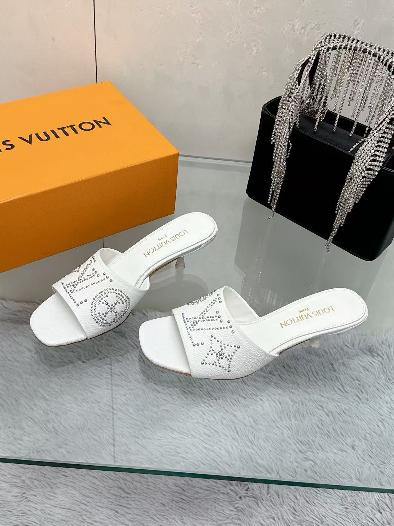 LVの高品質レザーハイヒールスリッパ【50％割引+送料無料】