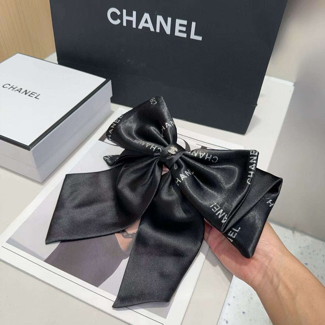 CHANE1 バタフライスプリングクリップ【50％割引+送料無料】