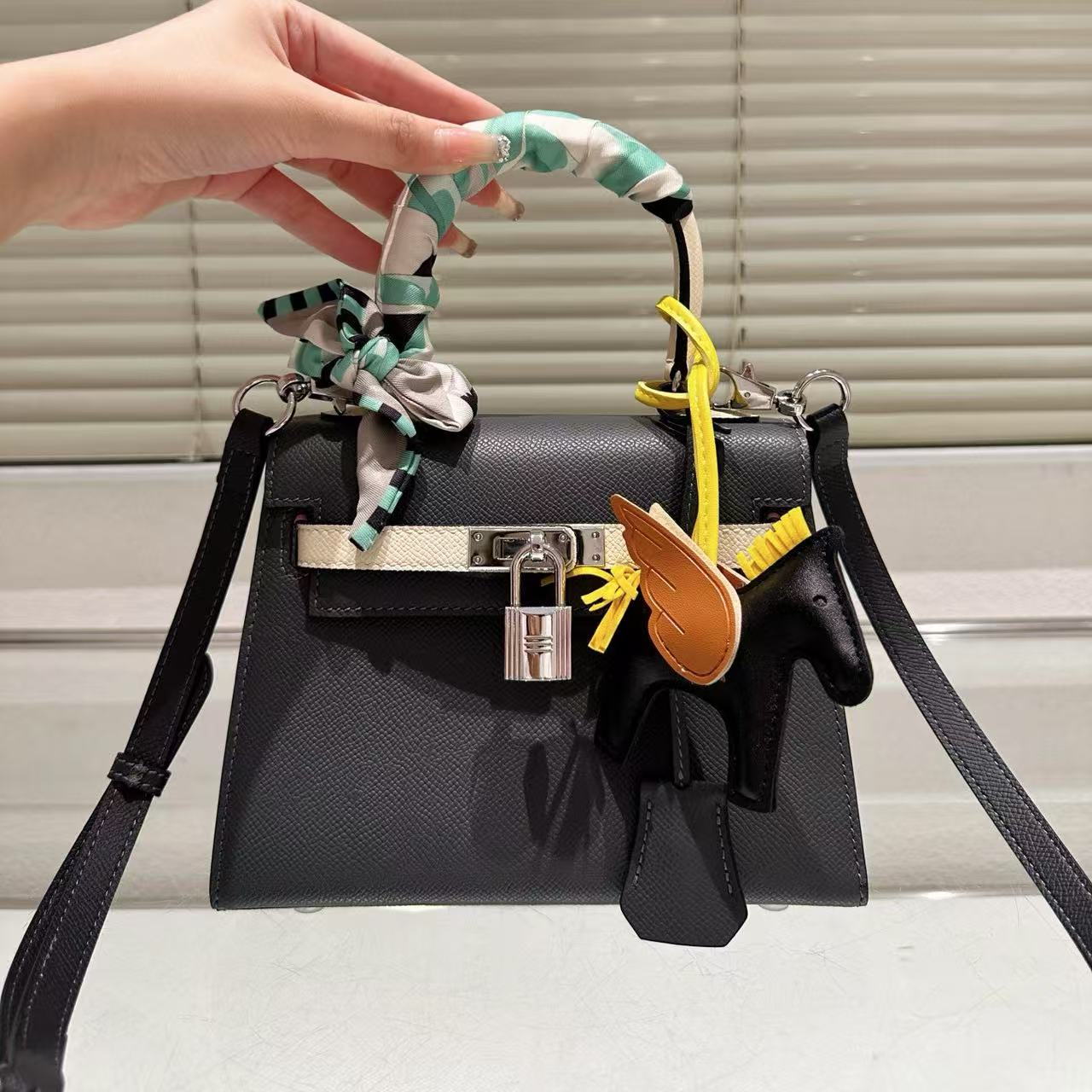 HERME5 高品質牛革ハンドバッグ【50％割引+送料無料】