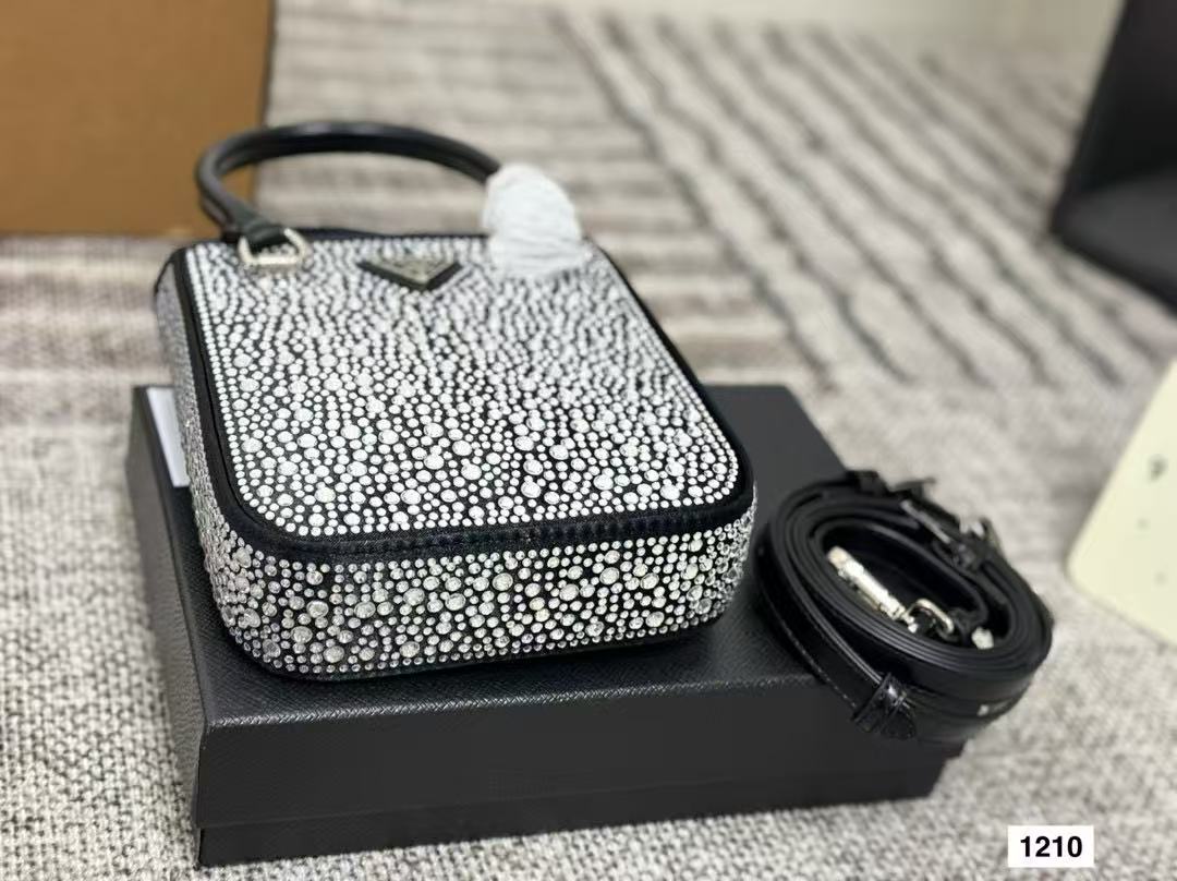 PR4DA ダイヤモンドハンドバッグ【50％割引+送料無料】