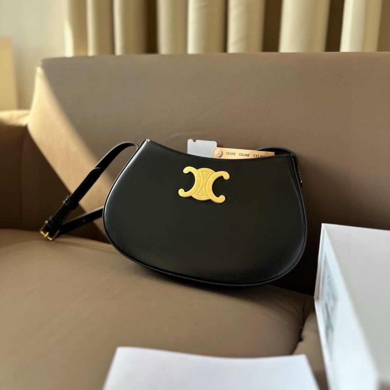 CEL1NE 凱旋門アンダーアームバッグ【50％割引+送料無料】