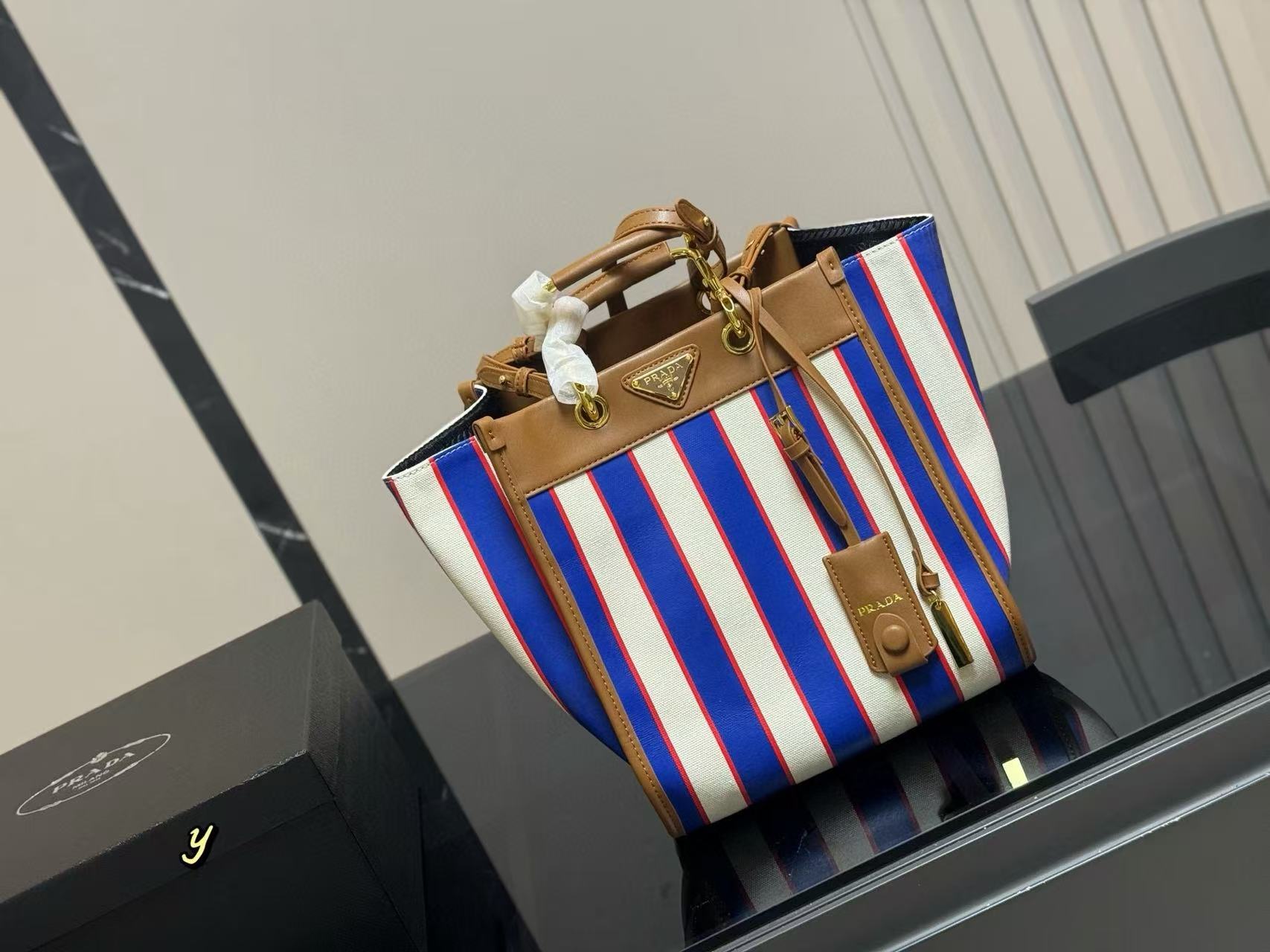 PR4DAストライプショッピングバッグ【50％割引+送料無料】