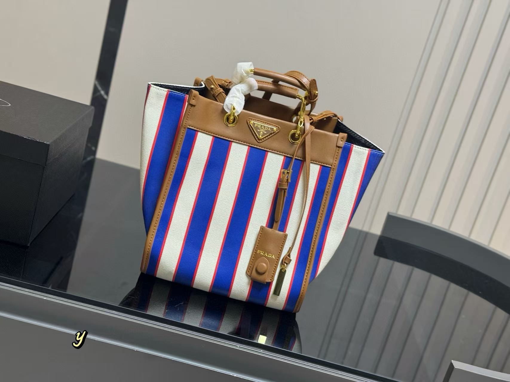 PR4DA ブルーストライプハンドバッグ【50％割引+送料無料】