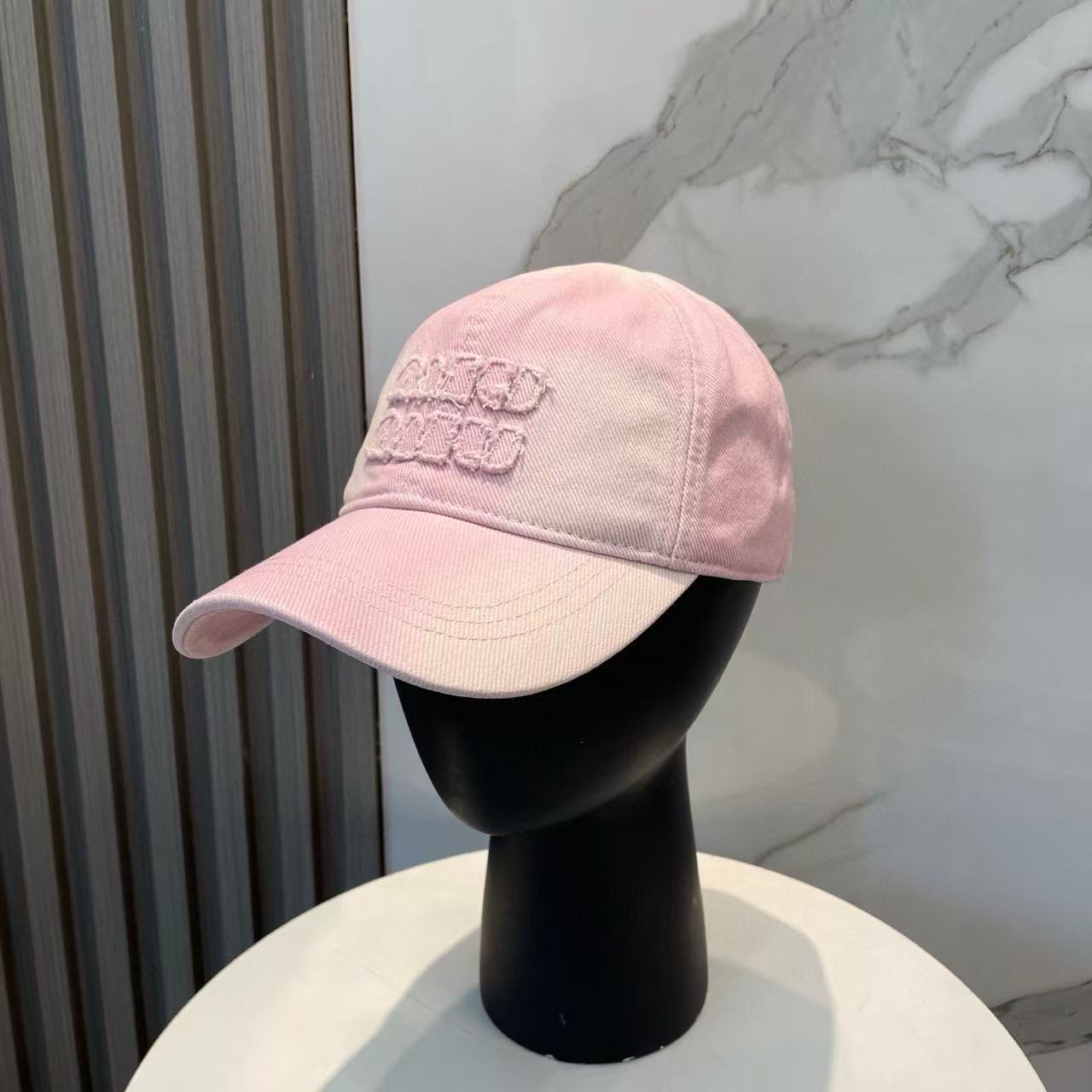 M1UM1U グラデーション ベースボールキャップ【50％割引+送料無料】