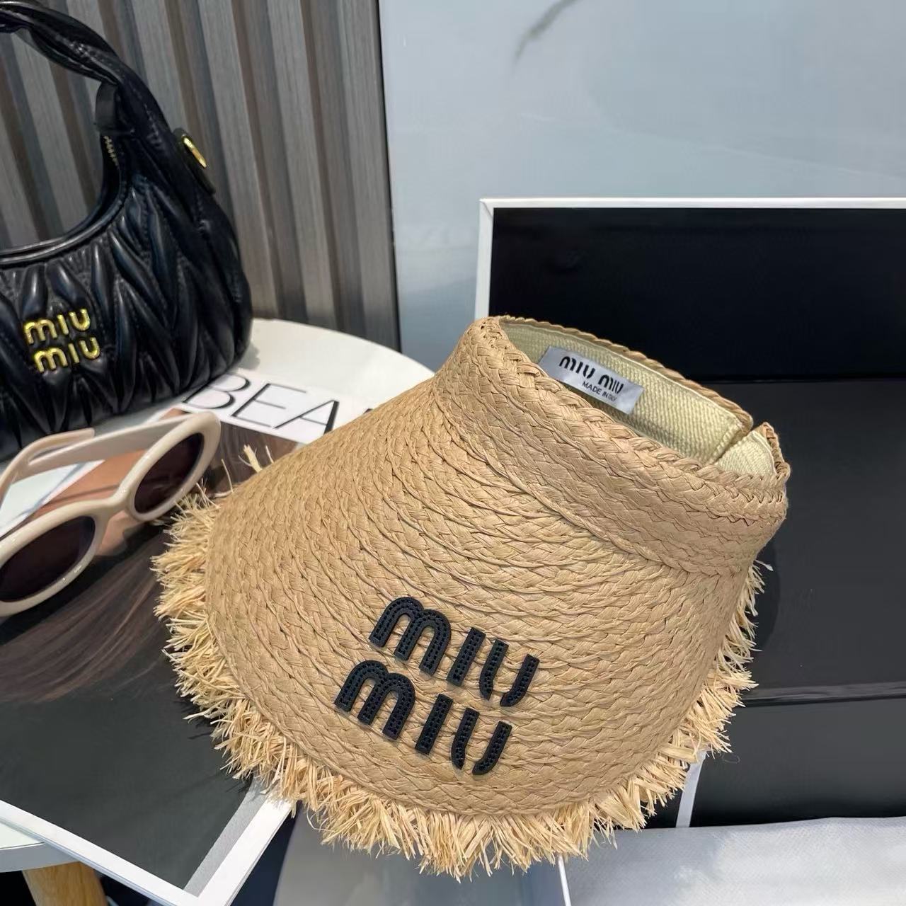 M1UM1U 編み込み中空帽子【50％割引+送料無料】