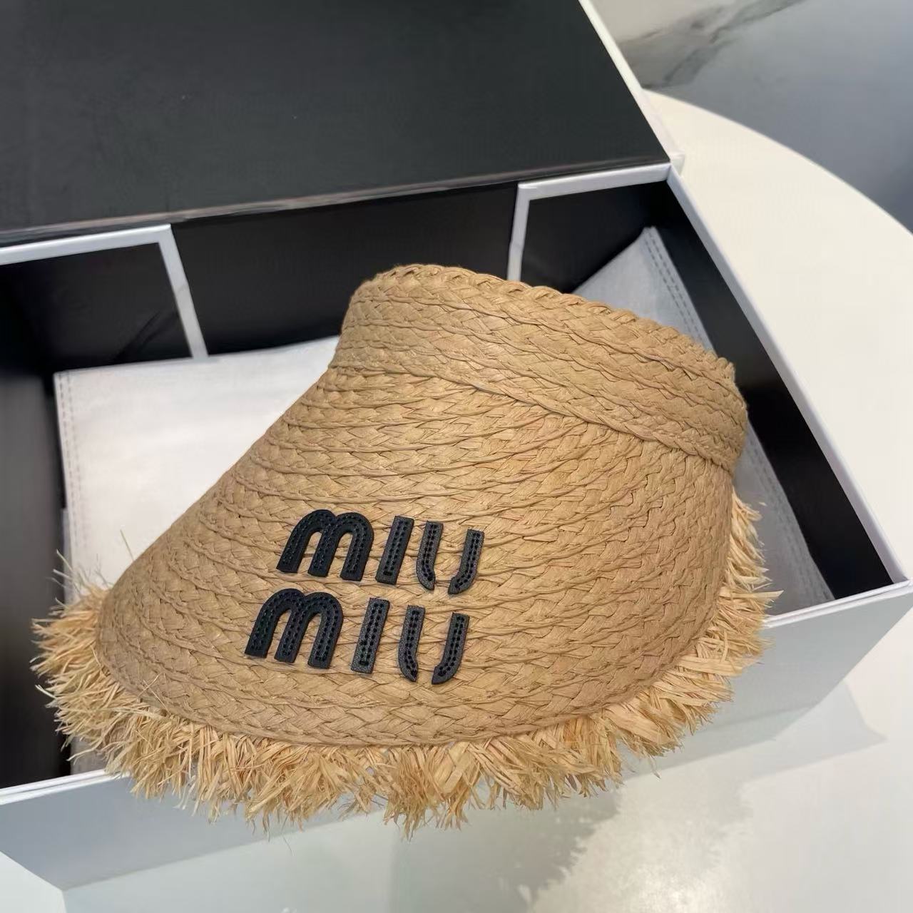 M1UM1U 編み込み中空帽子【50％割引+送料無料】