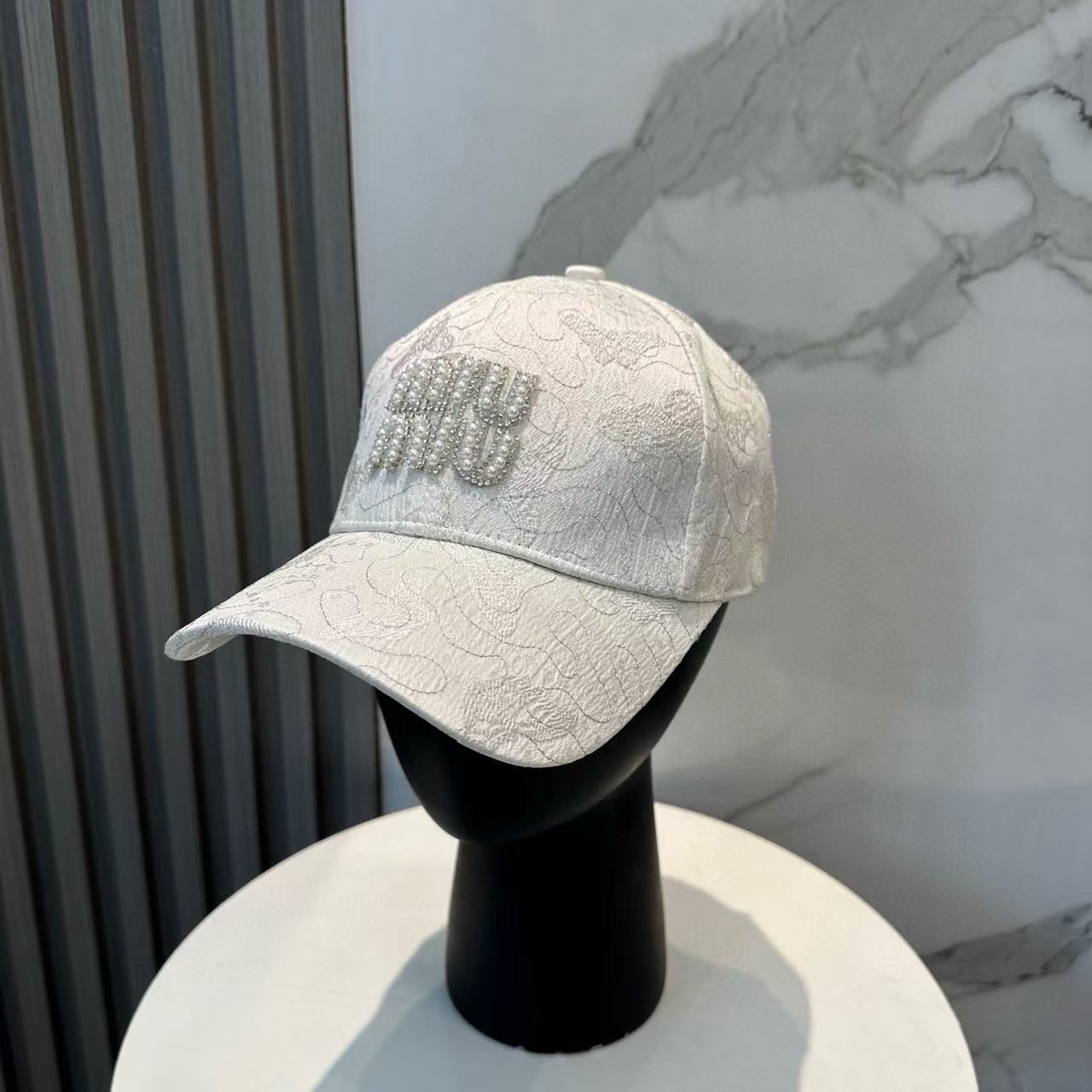 M1UM1U パールレース ベースボールキャップ【50％割引+送料無料】