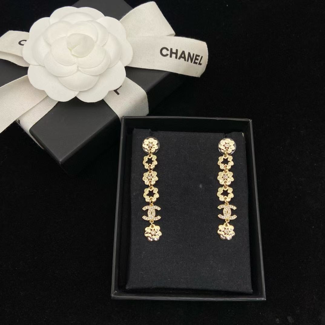 CHANE1 ダブルC タッセルフラワーイヤリング【50％割引+送料無料】