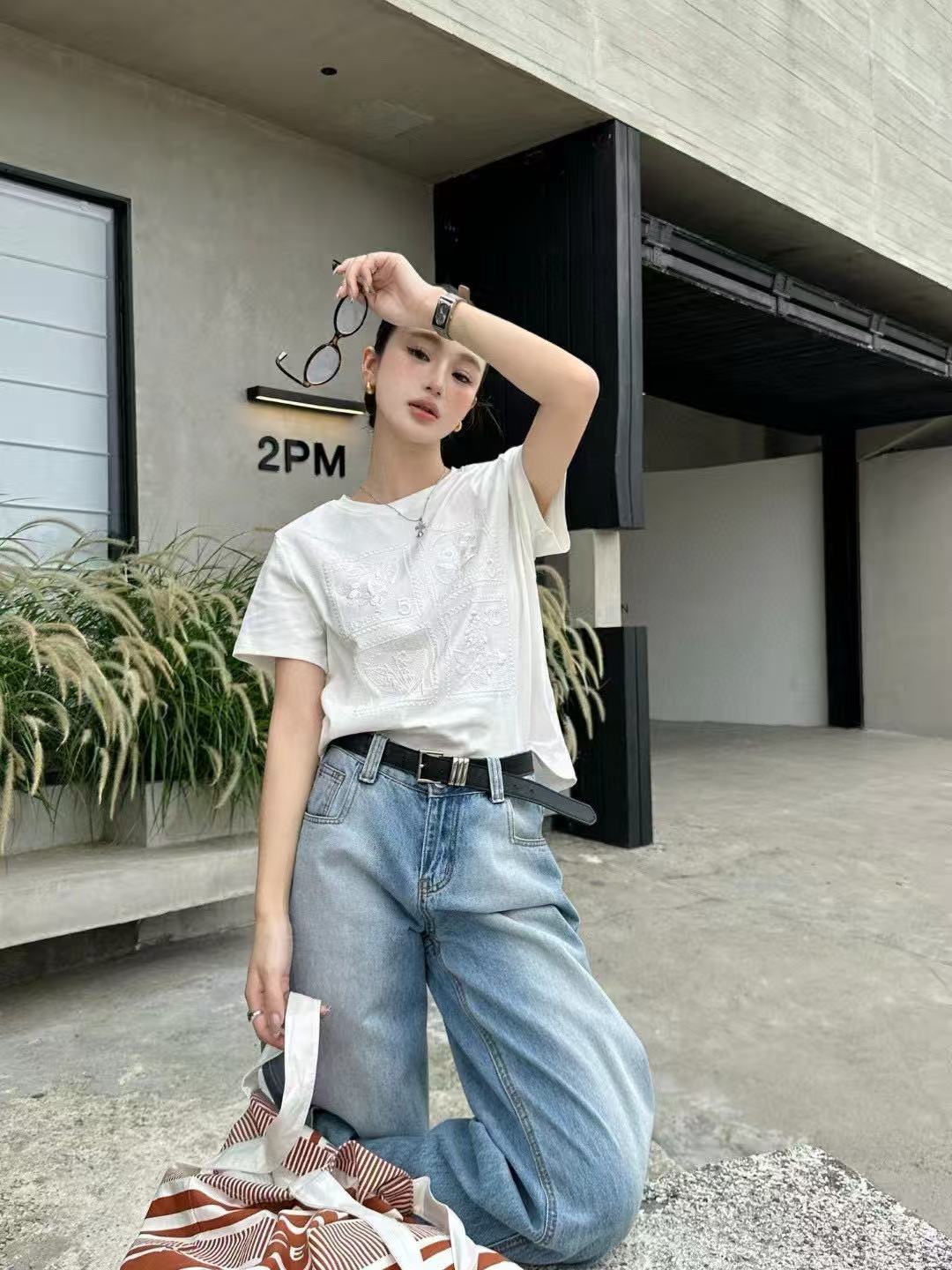 CHANE1 刺繍ロゴTシャツ【50％割引+送料無料】