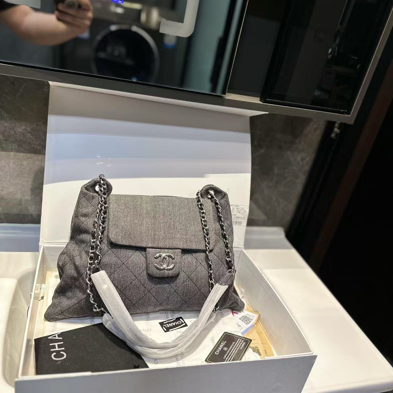 CHANE1 チェーンデニム アンダーアームバッグ【50％割引+送料無料】