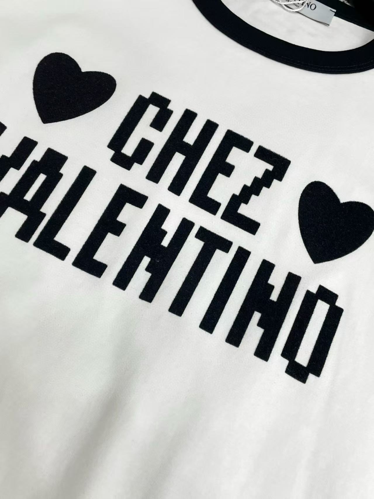 VALENT1NO ハートレターTシャツ【50％割引+送料無料】