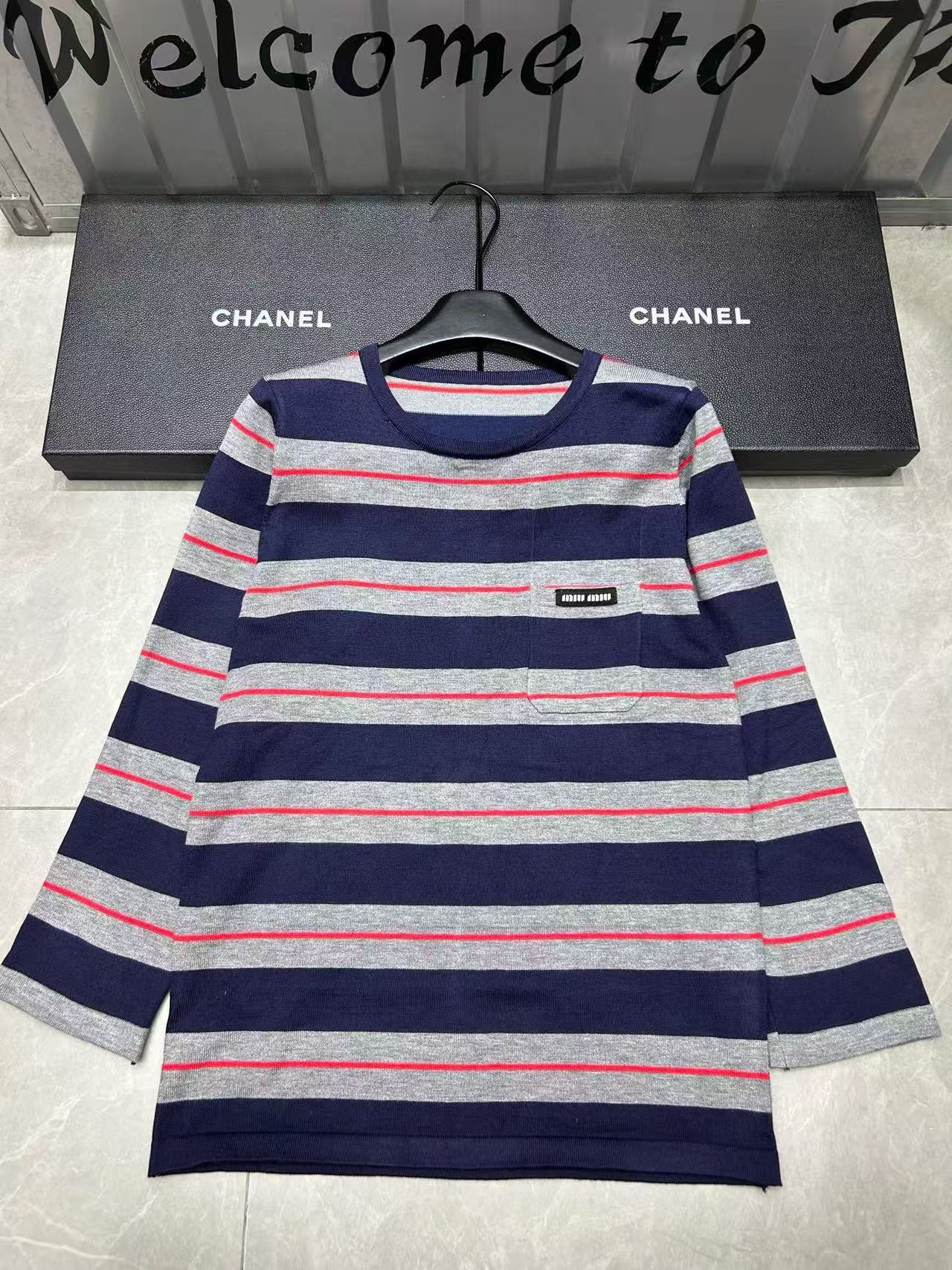 M1UM1U ブルーストライプ 長袖Tシャツ【50％割引+送料無料】