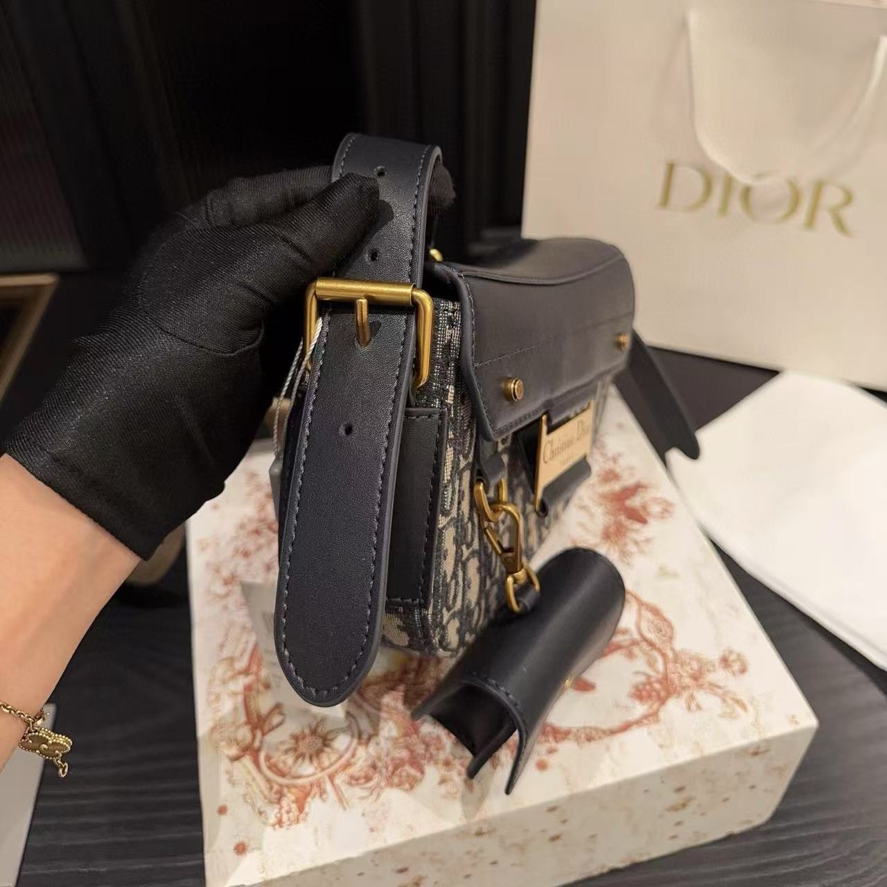 DI0R Street Chicクロスボディバッグ【50％割引+送料無料】