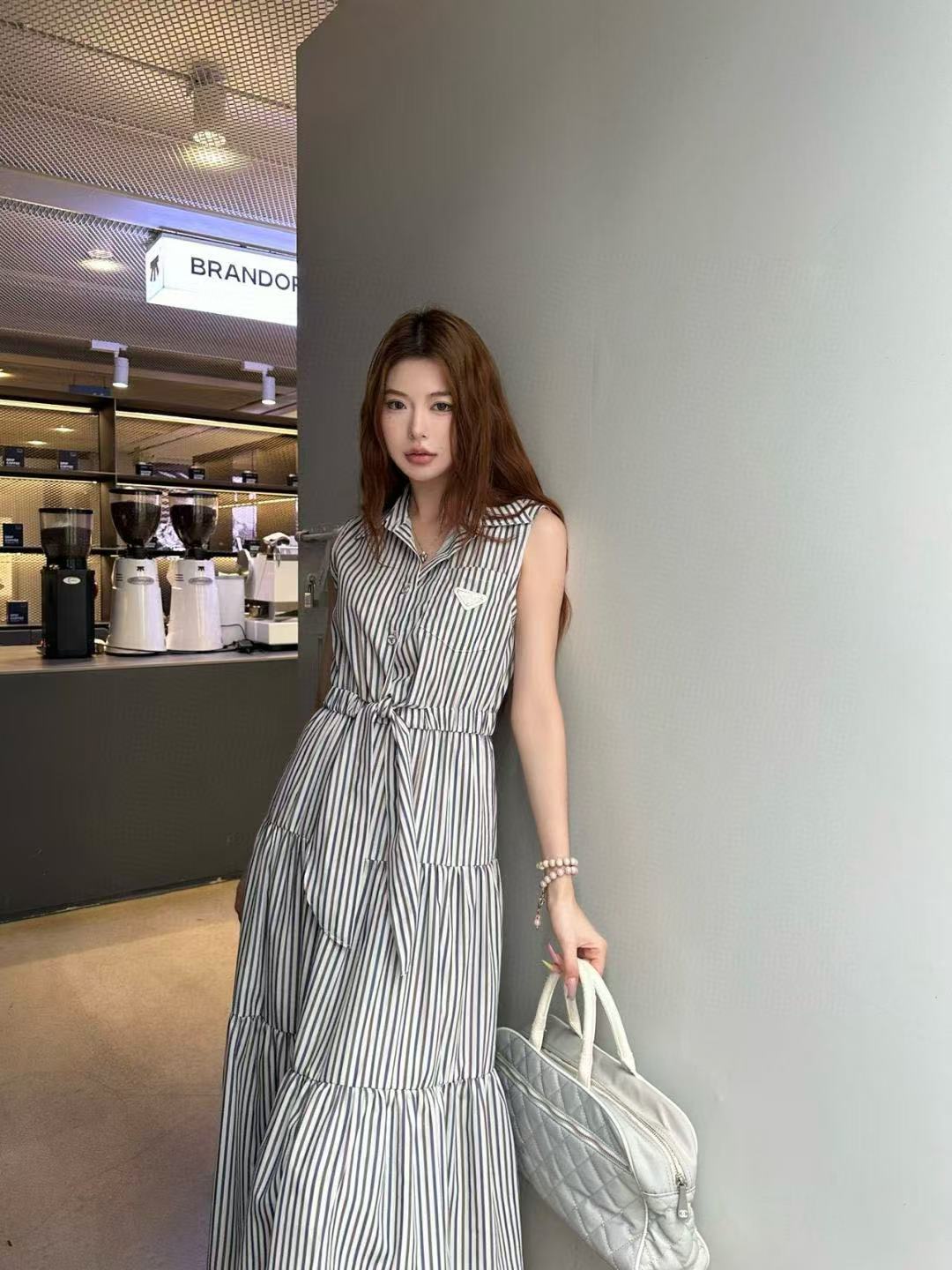 PR4DA ストライプ トライアングル ロゴ ノースリーブ ドレス【50％割引+送料無料】