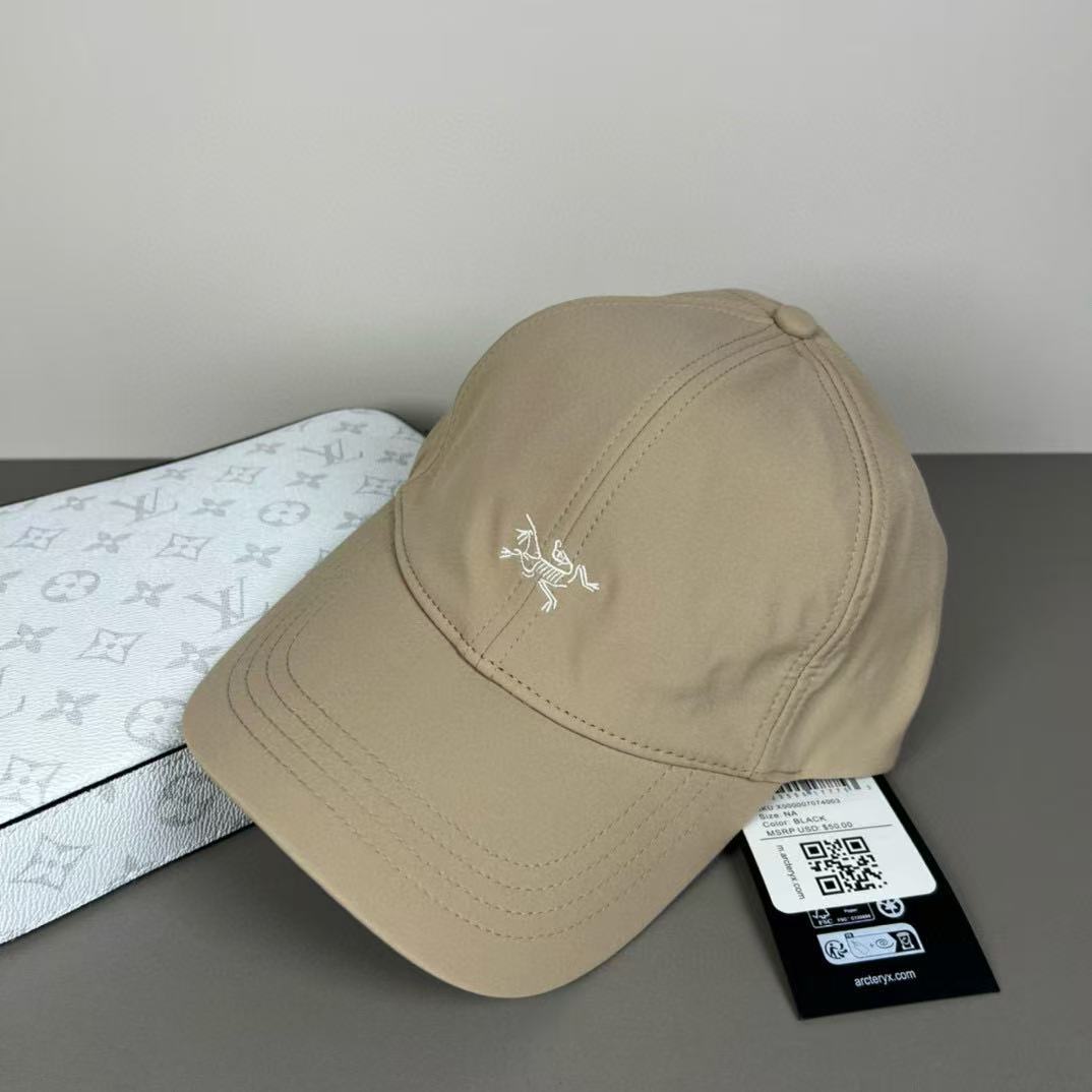ARCTERYX 刺繍ロゴ ベースボールキャップ【50％割引+送料無料】