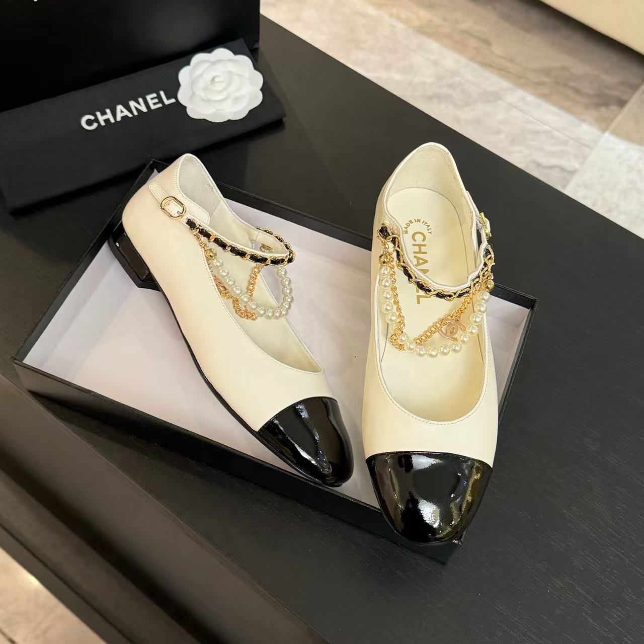 CHANE1 高品質チェーンパールフラットシューズ【50％割引+送料無料】