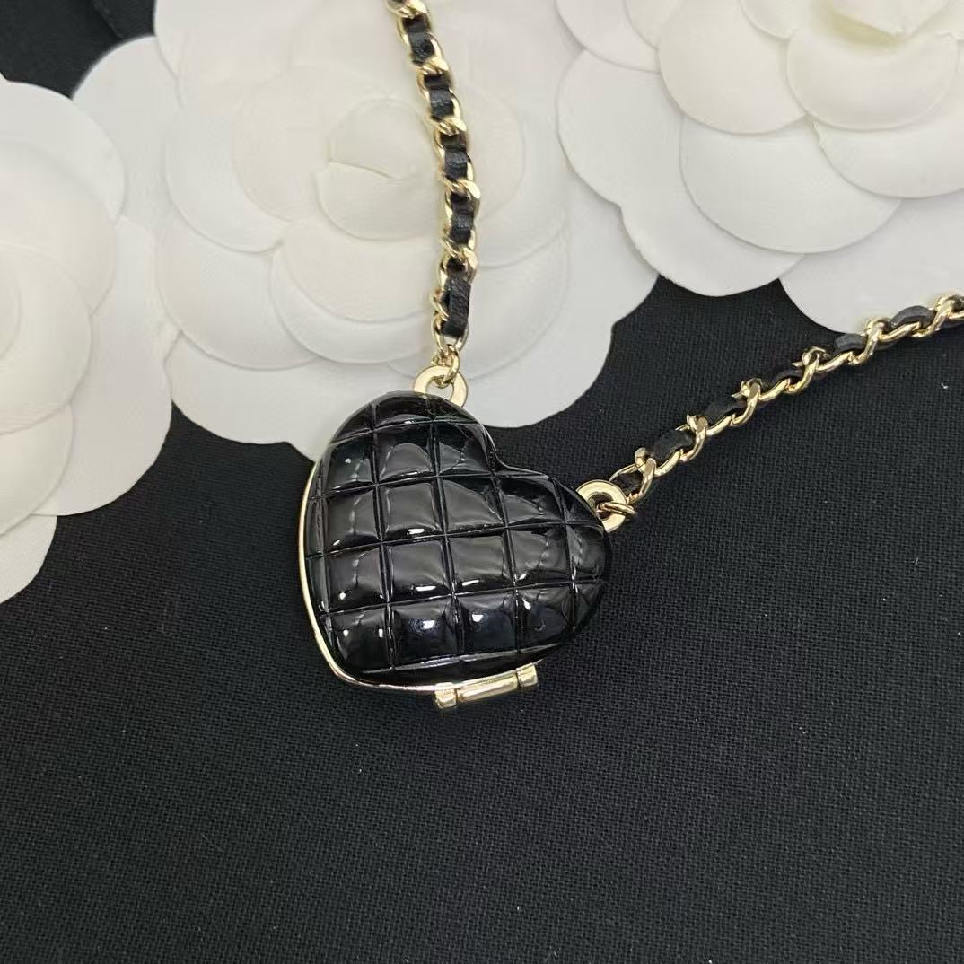 CHANE1 ダブルCハートネックレス【50％割引+送料無料】