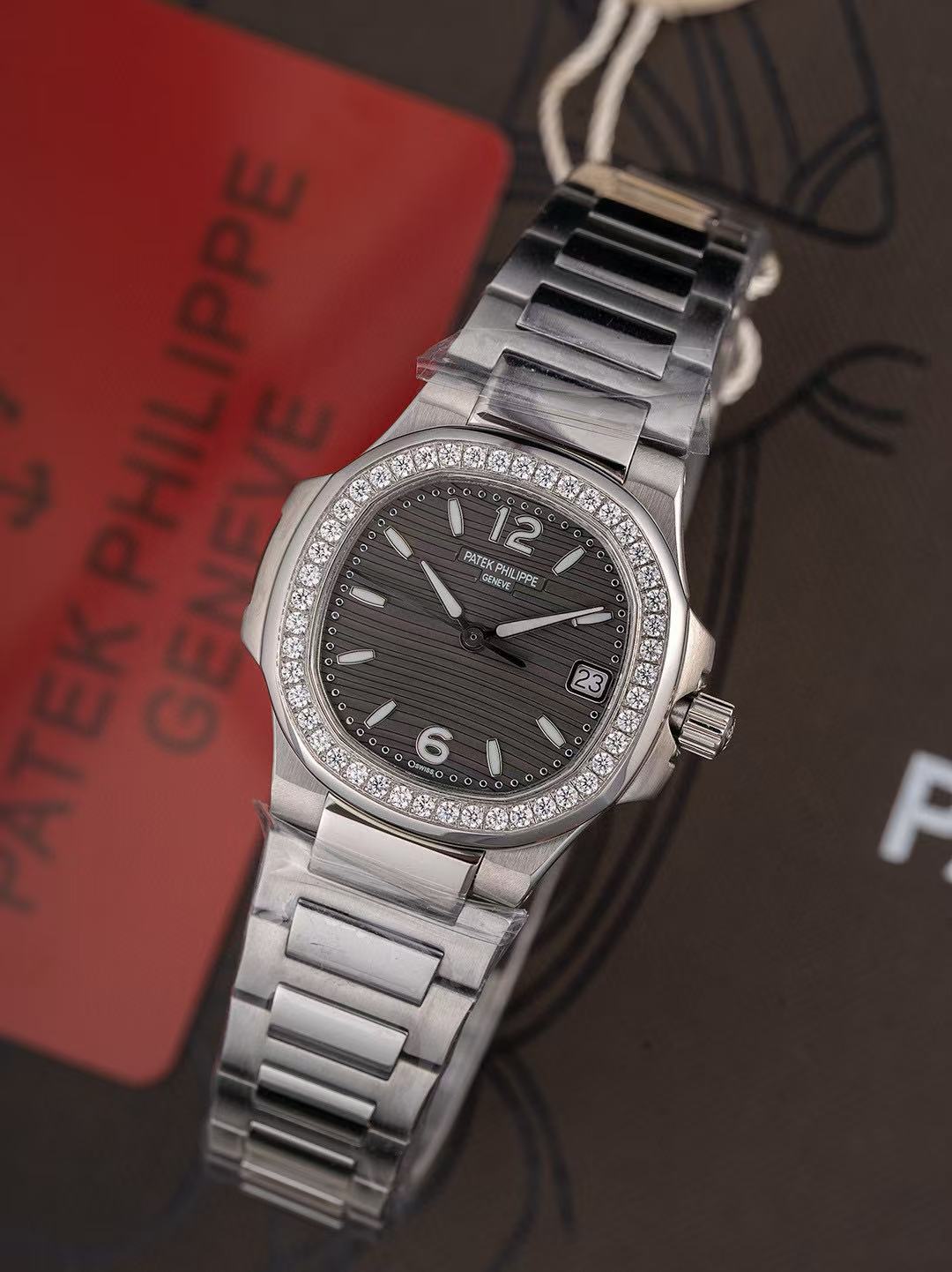 PATEK PH1LIPPE女性用スチールストラップウォッチ【50％割引+送料無料】