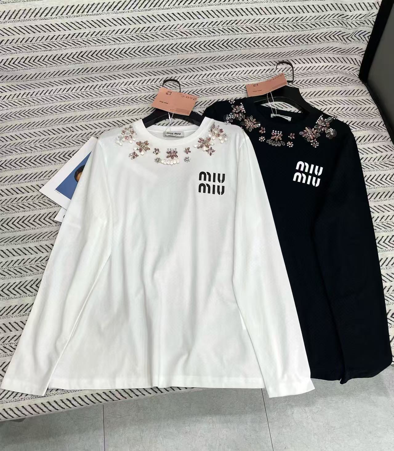 M1UM1U ビーズフラワーレター ロングスリーブTシャツ【50%割引+送料無料】