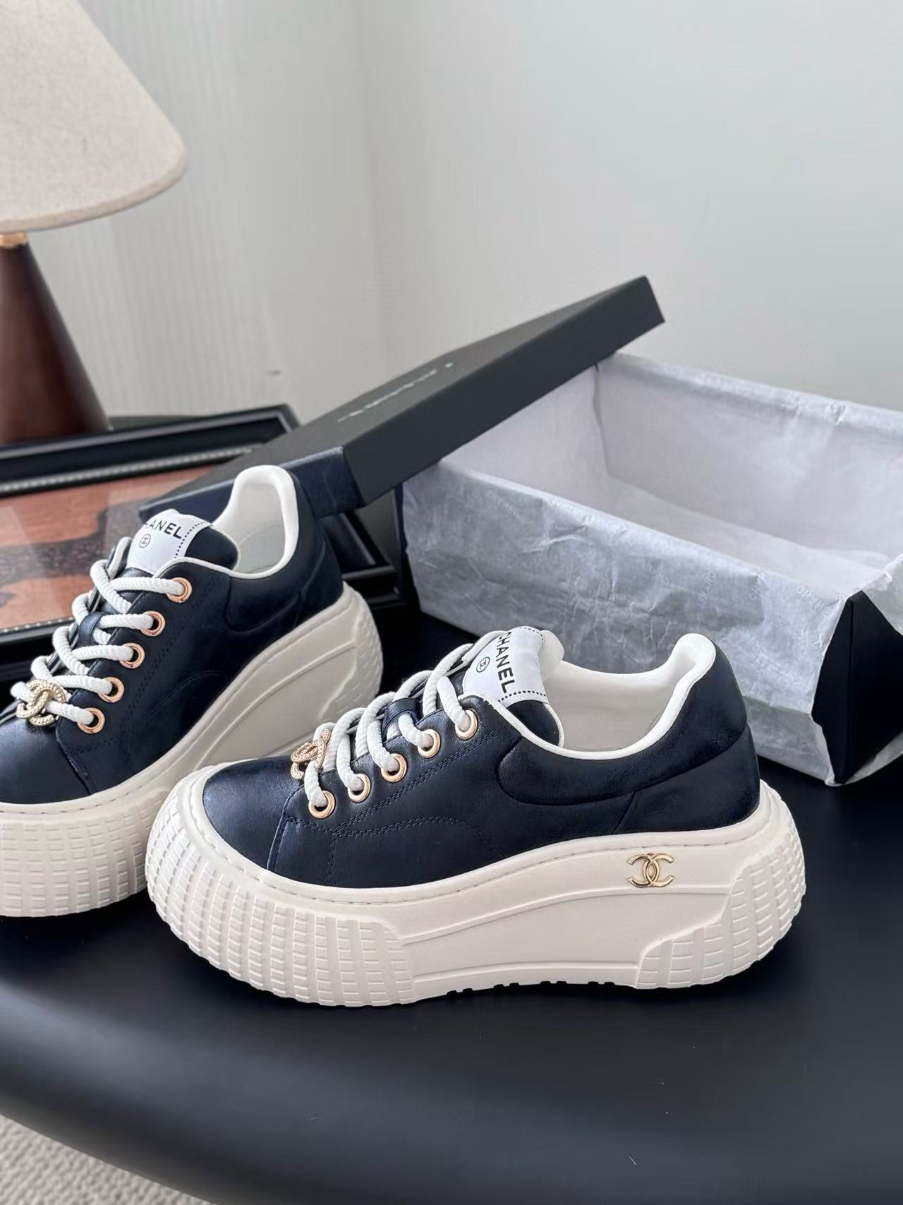 CHAEN1 上質な白黒厚底カジュアルシューズ【50％割引+送料無料】