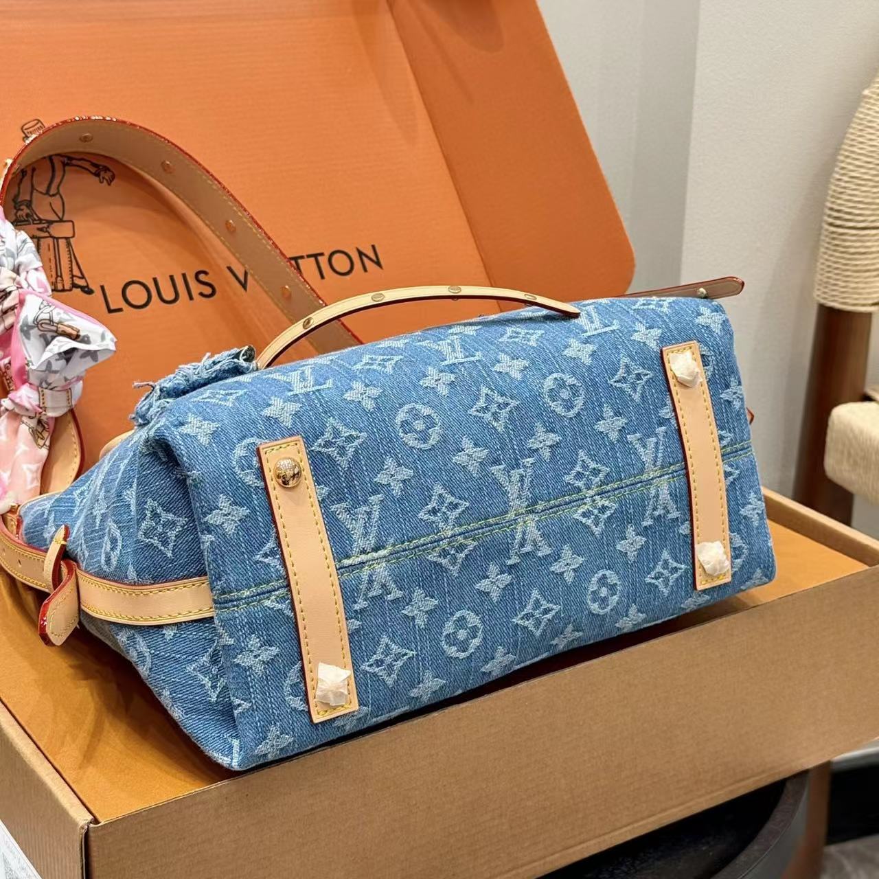 LVデニムアンダーアームバッグ【50％割引+送料無料】
