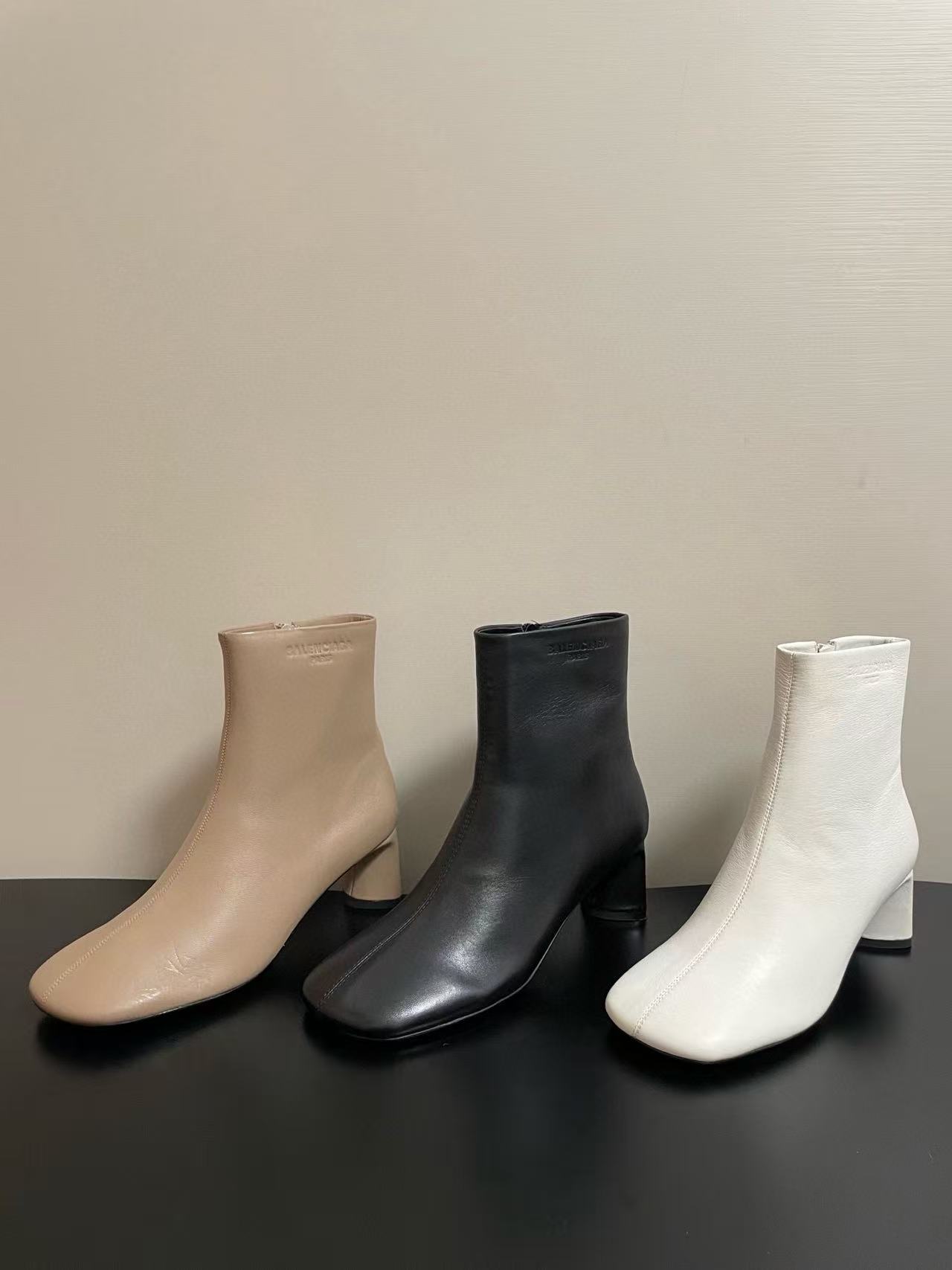 BALENC1AGの高品質スクエアトゥアンクルブーツ【50％割引+送料無料】