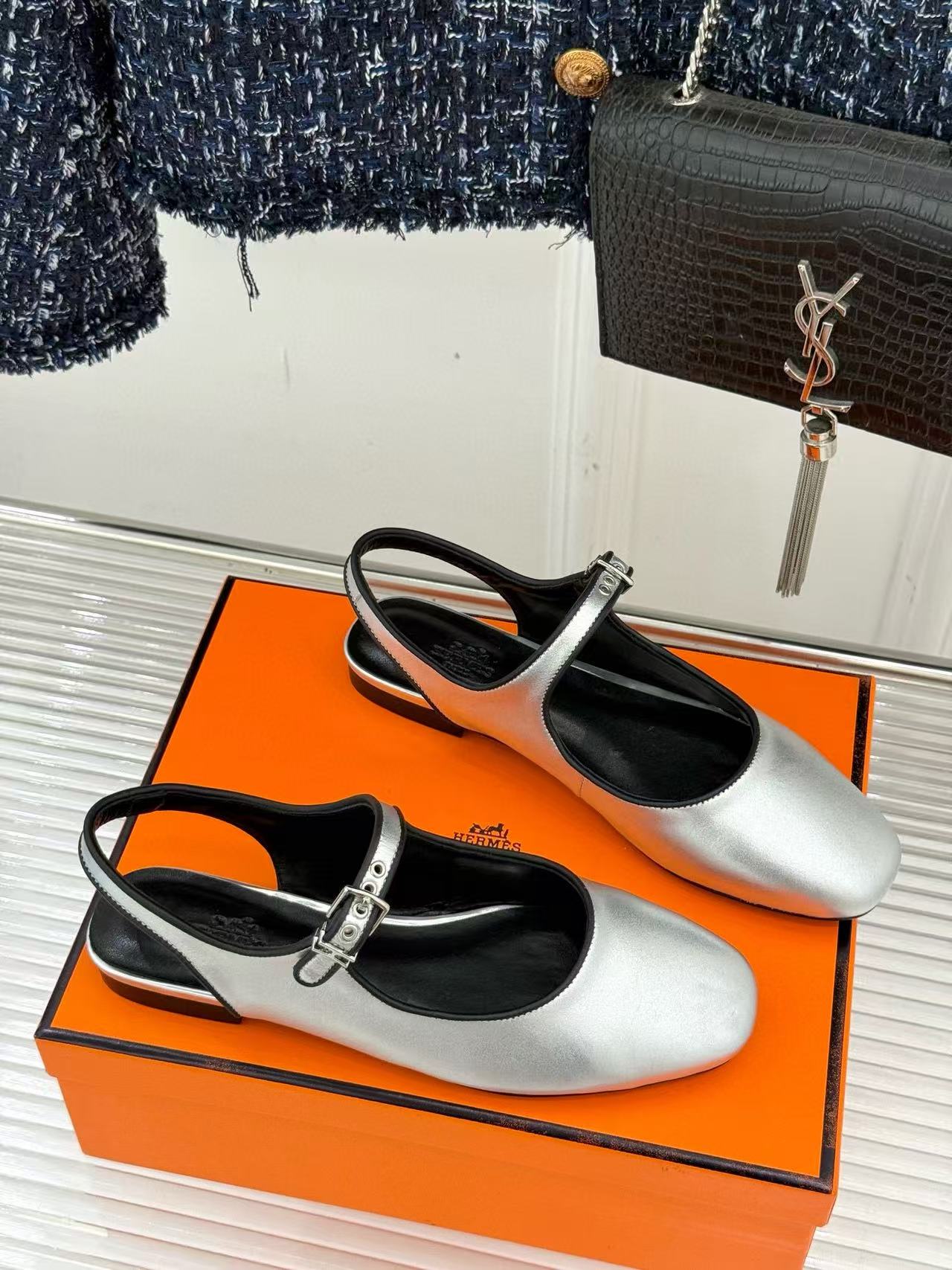 HERME5 高級レザーフラットサンダル【50%割引+送料無料】