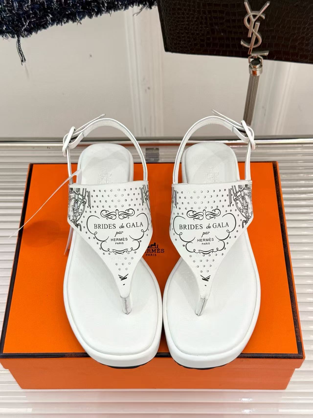 HERME5高品質プラットフォームサンダル【50％割引+送料無料】